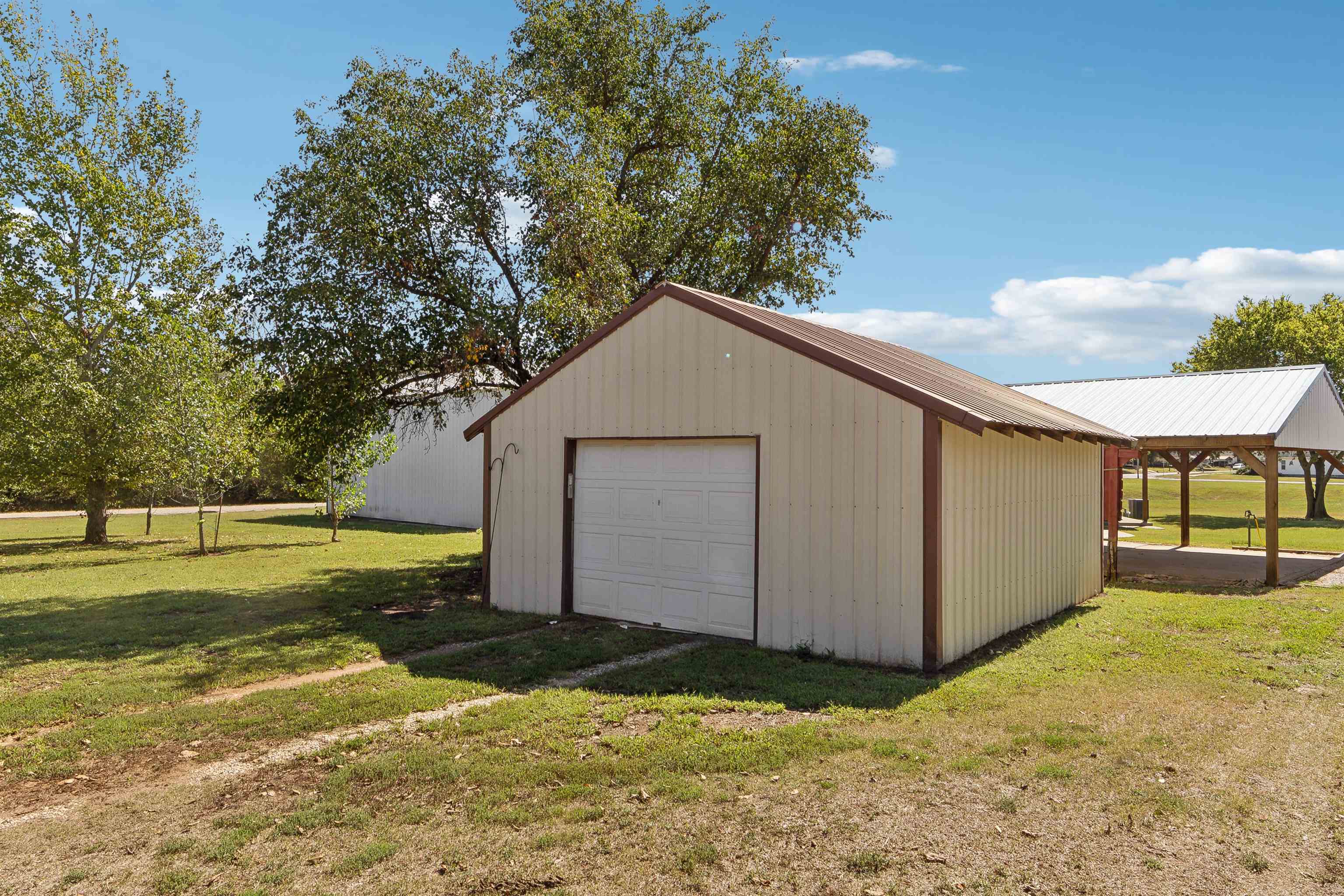 423 N Street Marys Street Caldwell KS 67022