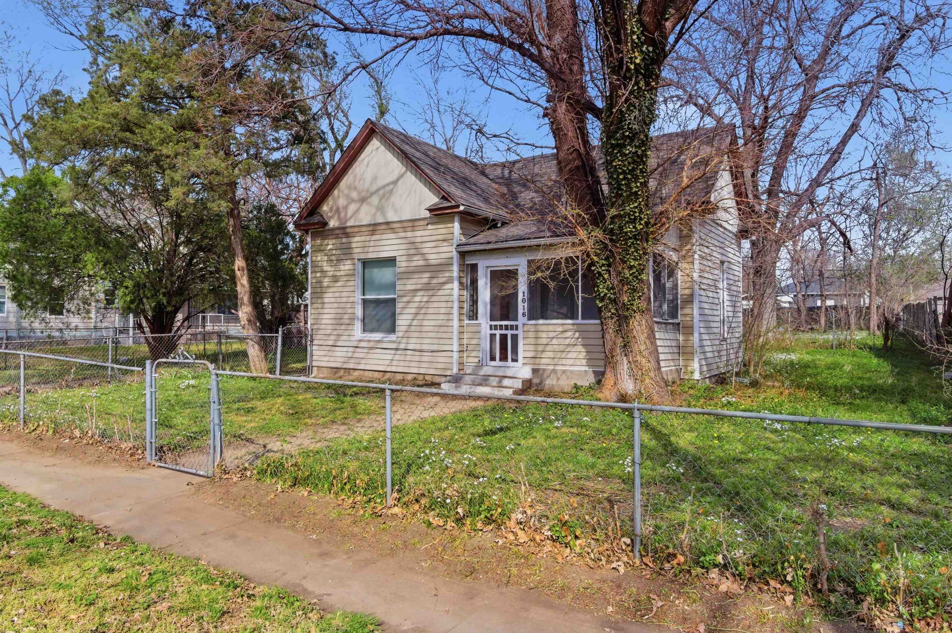 1016 S Wichita Street Wichita KS 67213