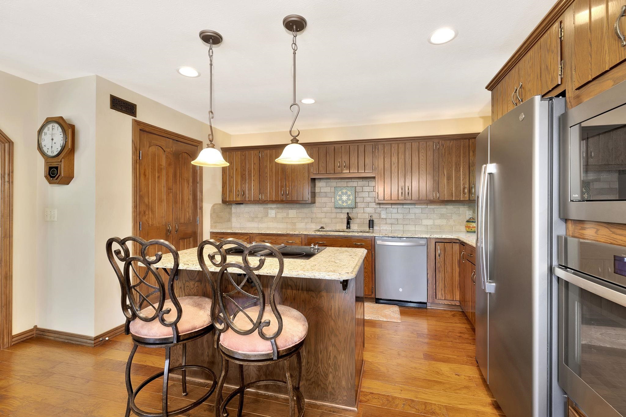 18 N Lakeview Drive Goddard KS 67052