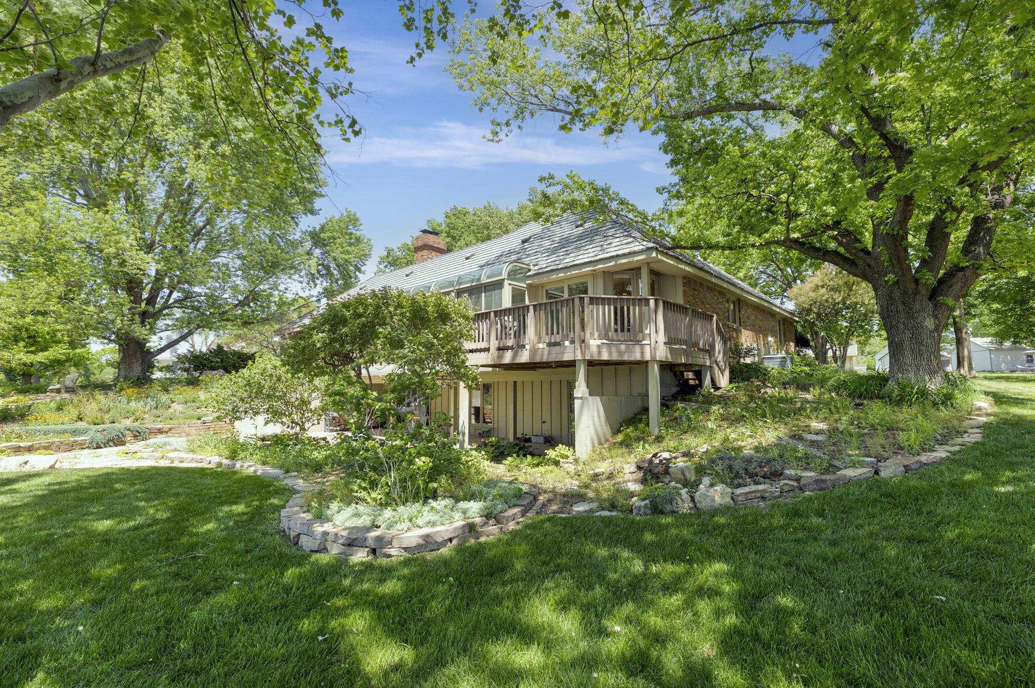 18 N Lakeview Drive Goddard KS 67052