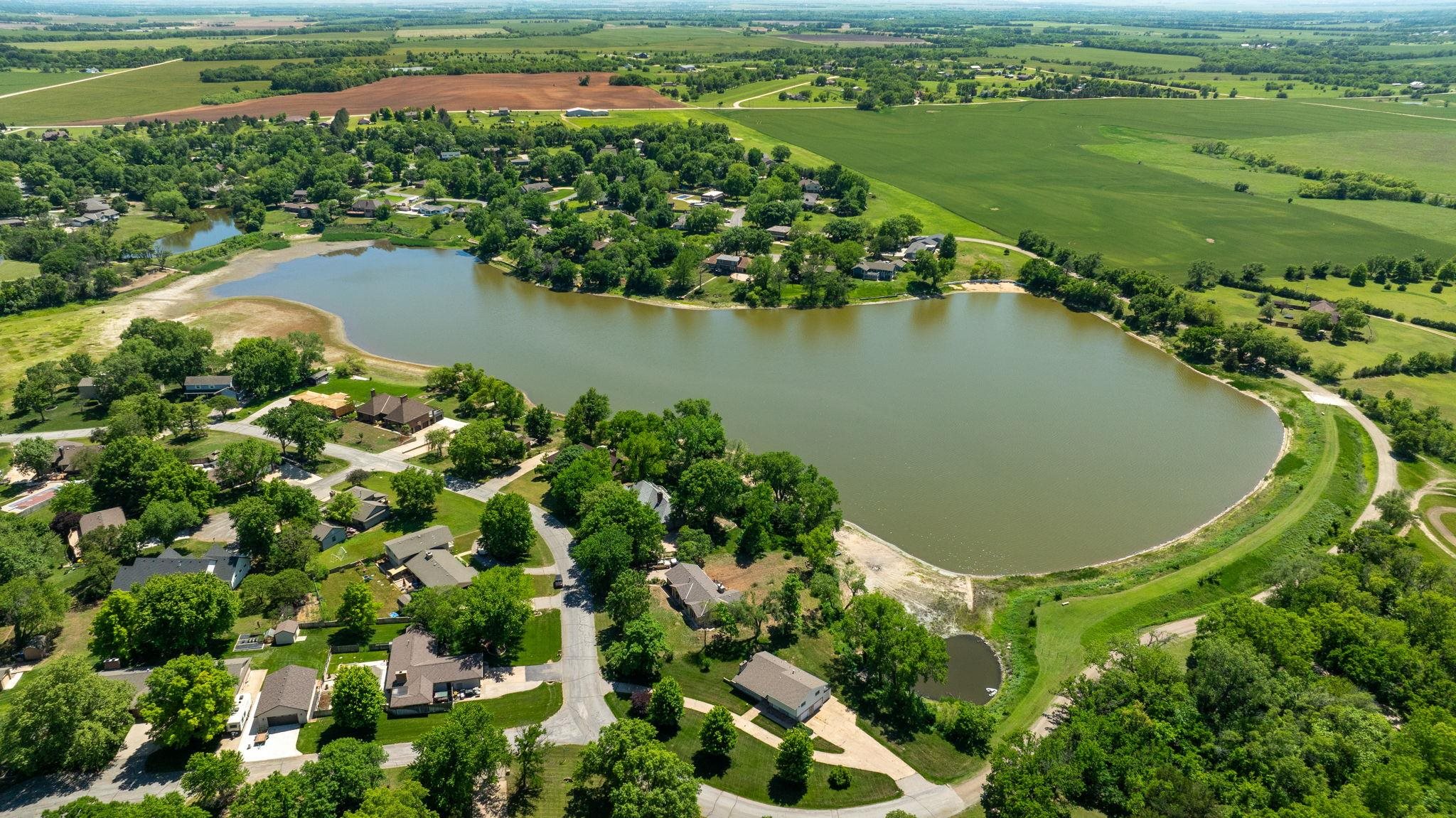 18 N Lakeview Drive Goddard KS 67052