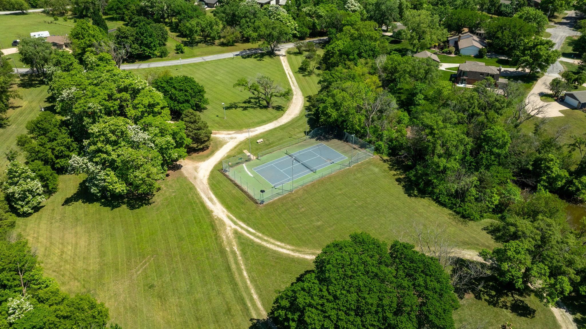 18 N Lakeview Drive Goddard KS 67052