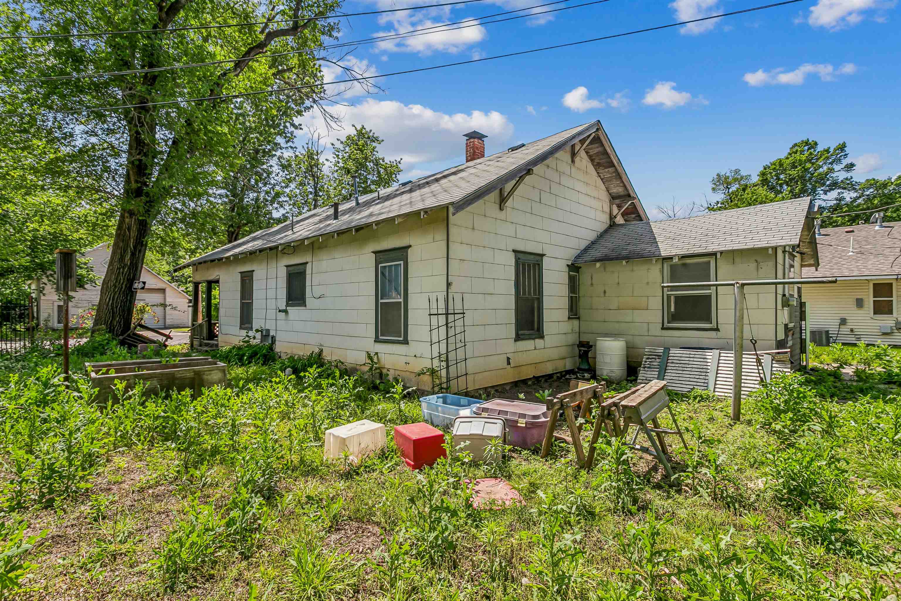 308 E 6th Augusta KS 67010-0000