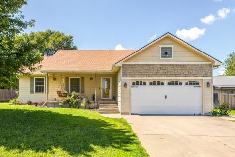 1109 Leprechaun Drive Chapman KS 67431