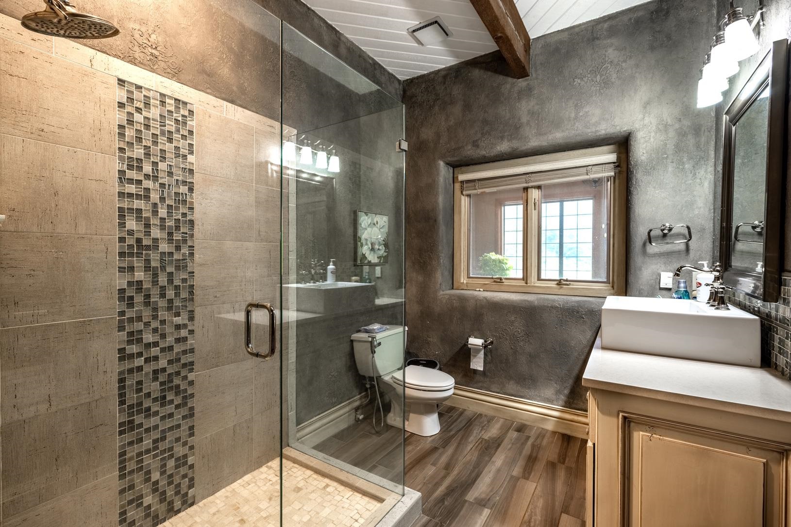 9716 SW Highway Augusta KS 67010