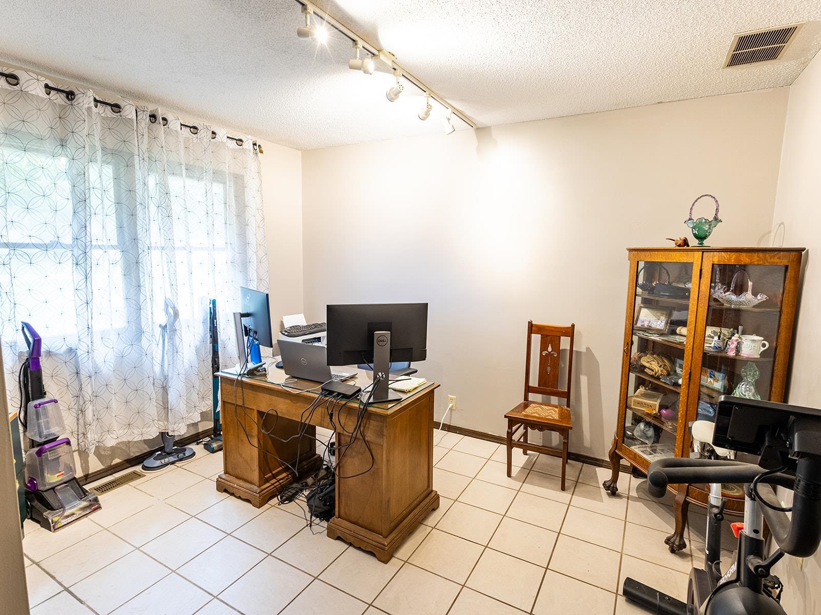 5 Autumn Road Arkansas City KS 67005