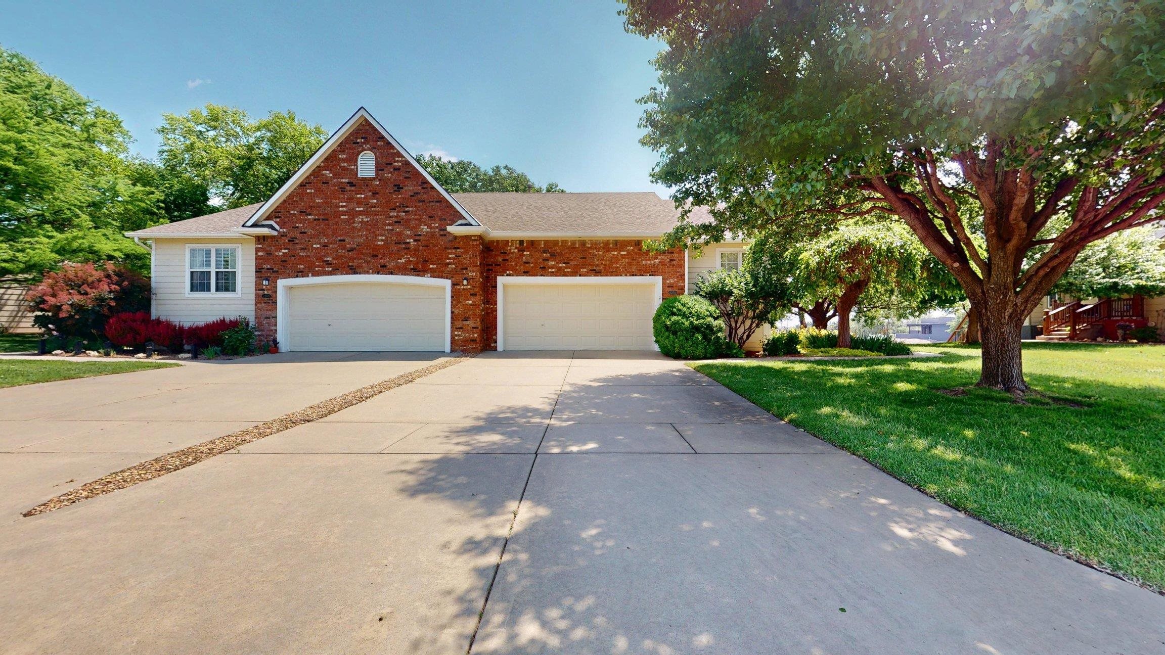 2258 N Lighthouse Cove Street Wichita KS 67205