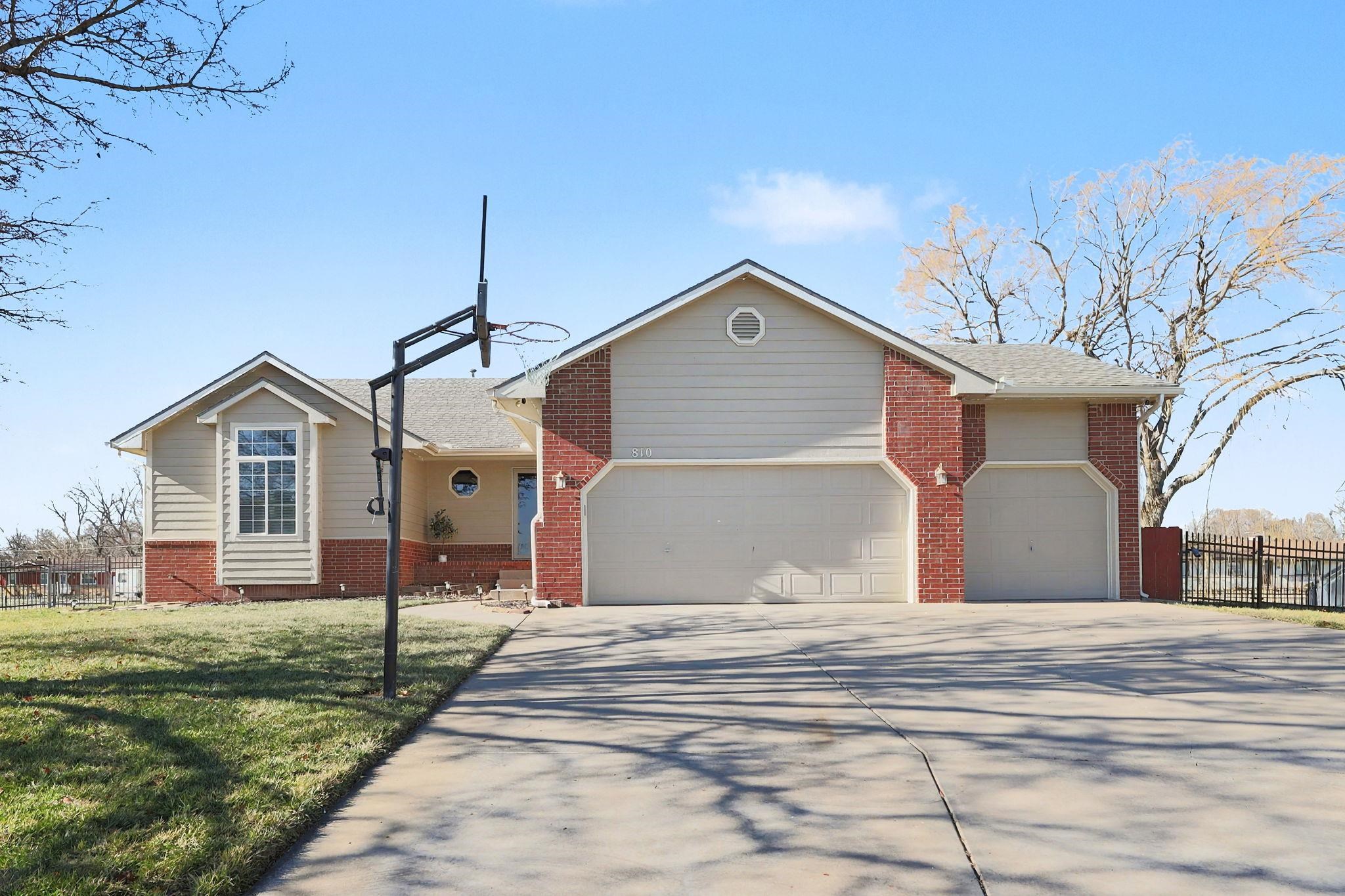 810 Park Glen Court Clearwater KS 67026