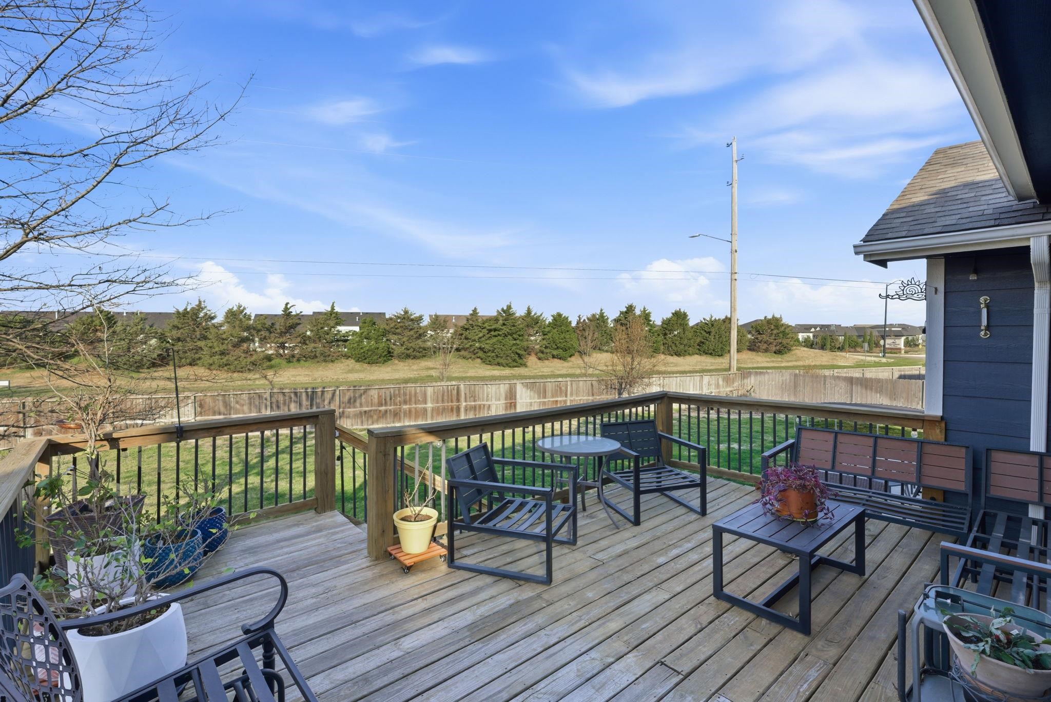 1922 N Beretta Court Andover KS 67002