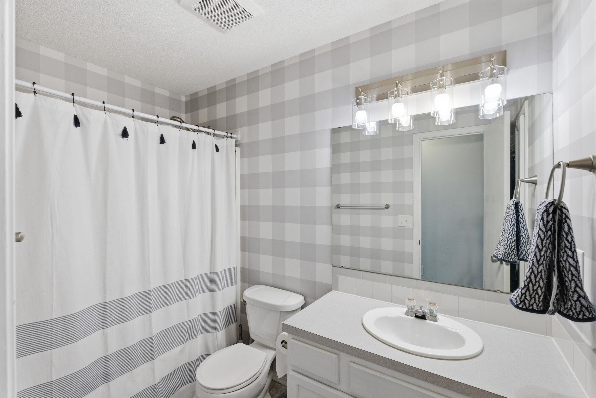 1922 N Beretta Court Andover KS 67002