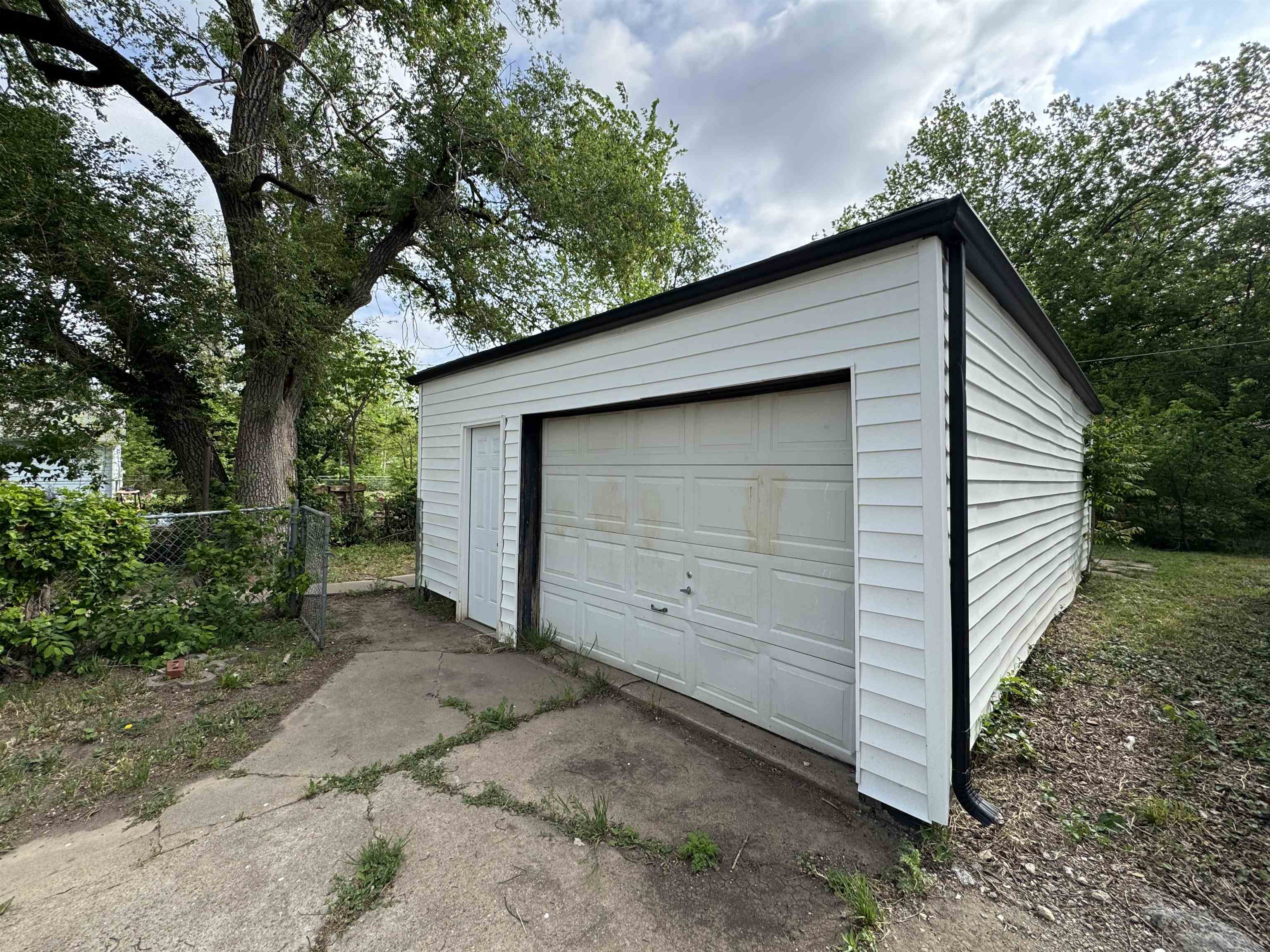 1134 N Green Street Wichita KS 67214