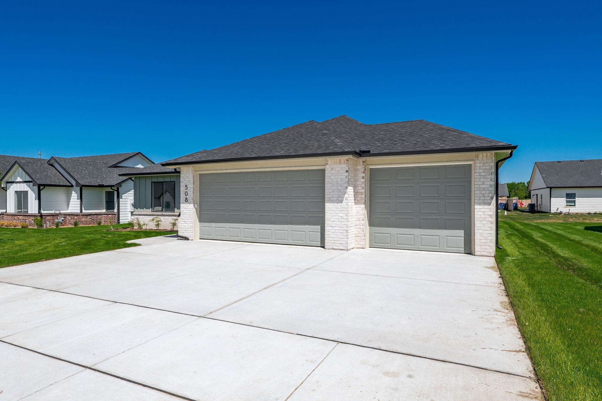 508 E Elmwood Street Park City KS 67147