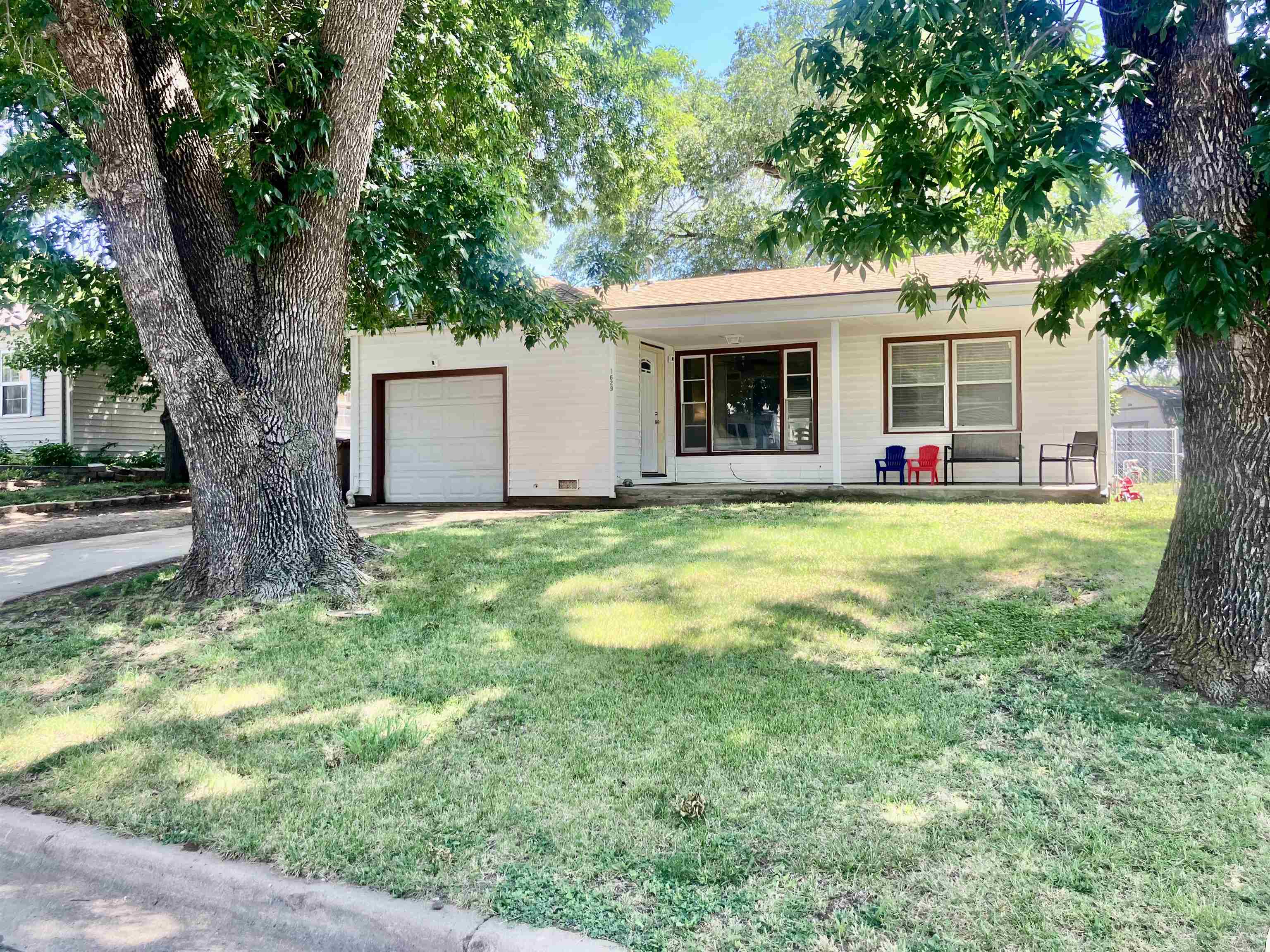 1629 E Gary Street Park City KS 67219