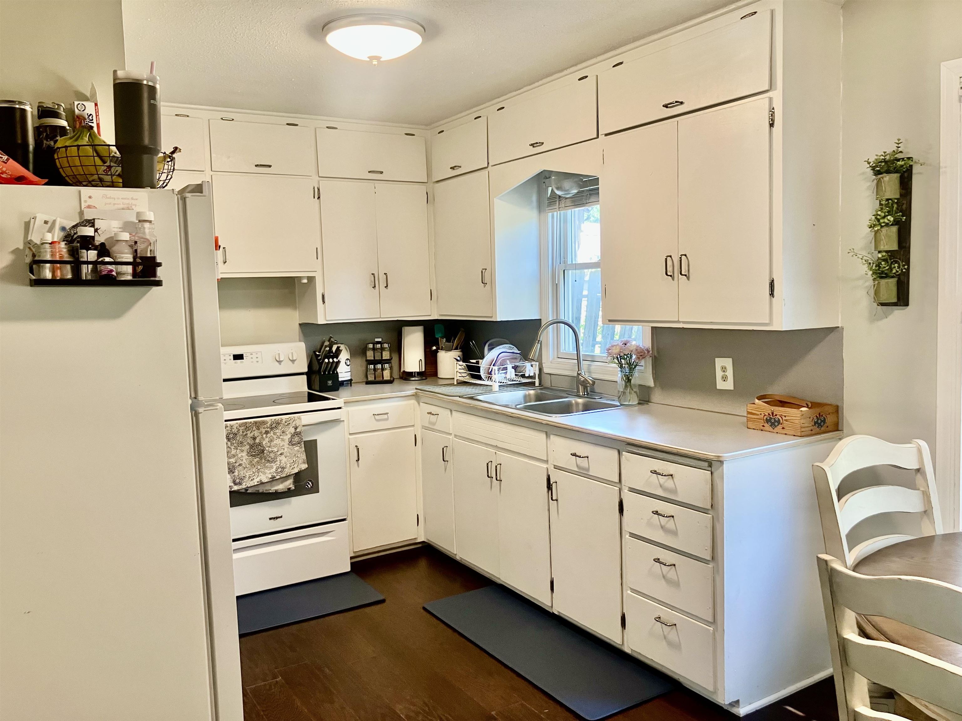 1629 E Gary Street Park City KS 67219