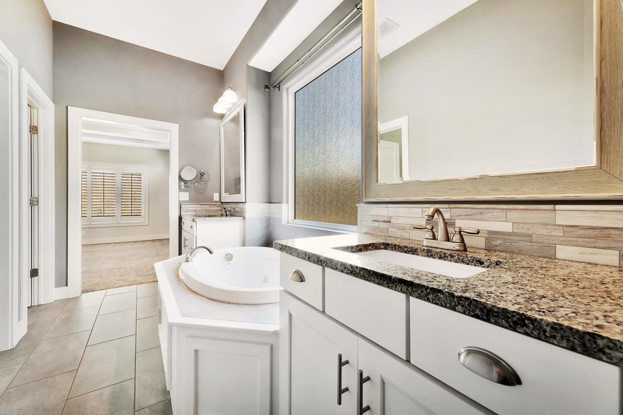 1242 E Lookout Street Derby KS 67037