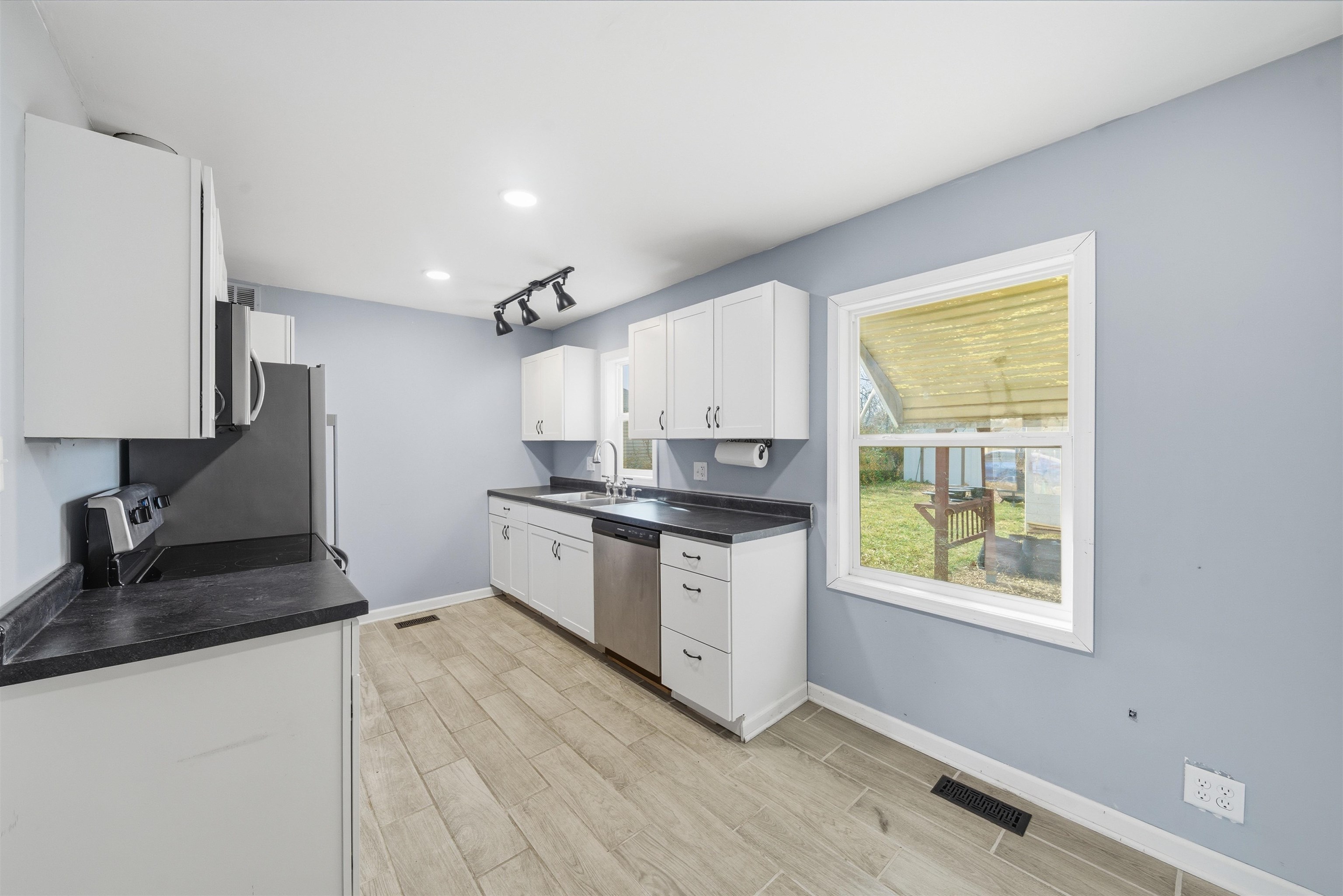 1751 S Volutsia Avenue Wichita KS 67211