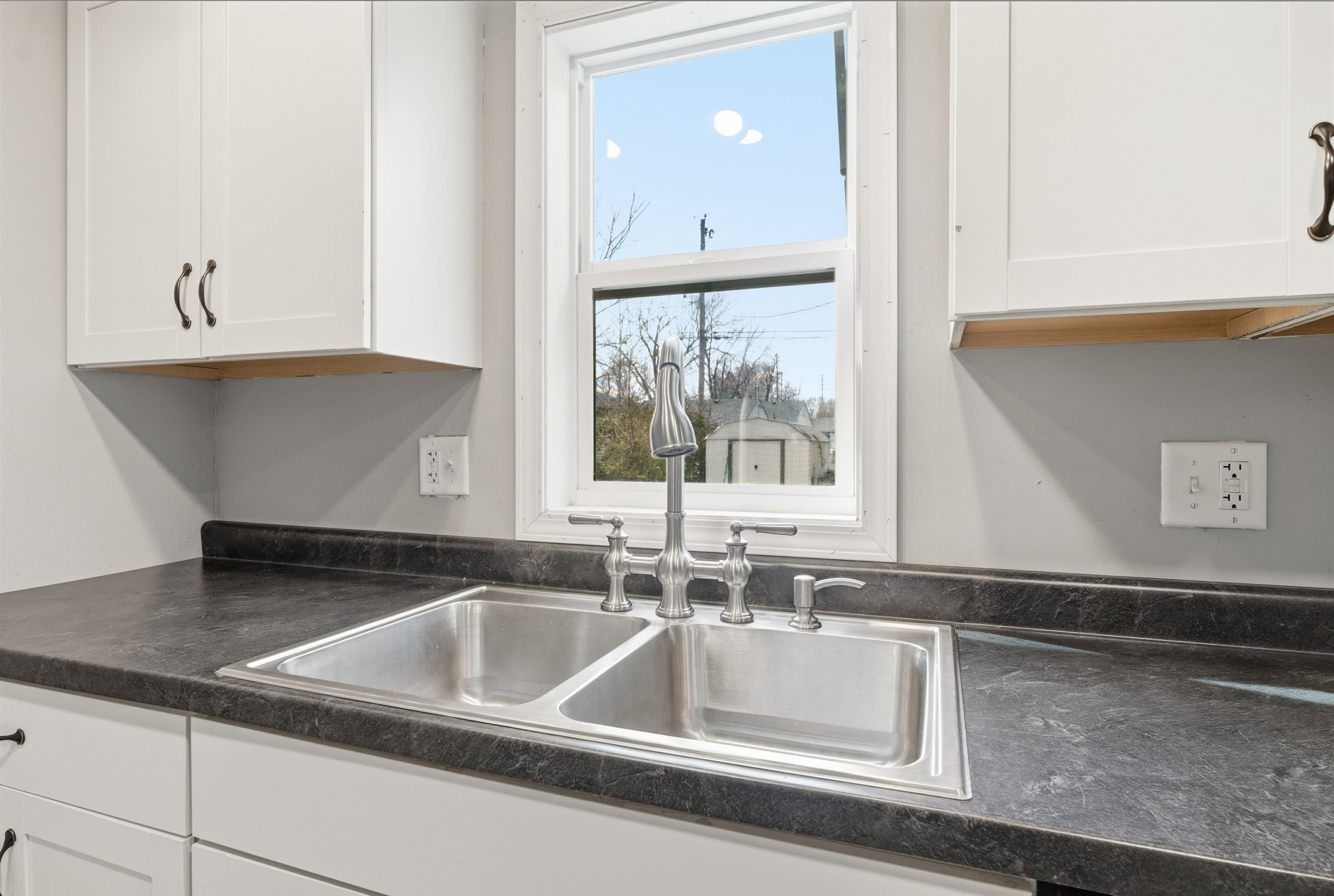 1751 S Volutsia Avenue Wichita KS 67211