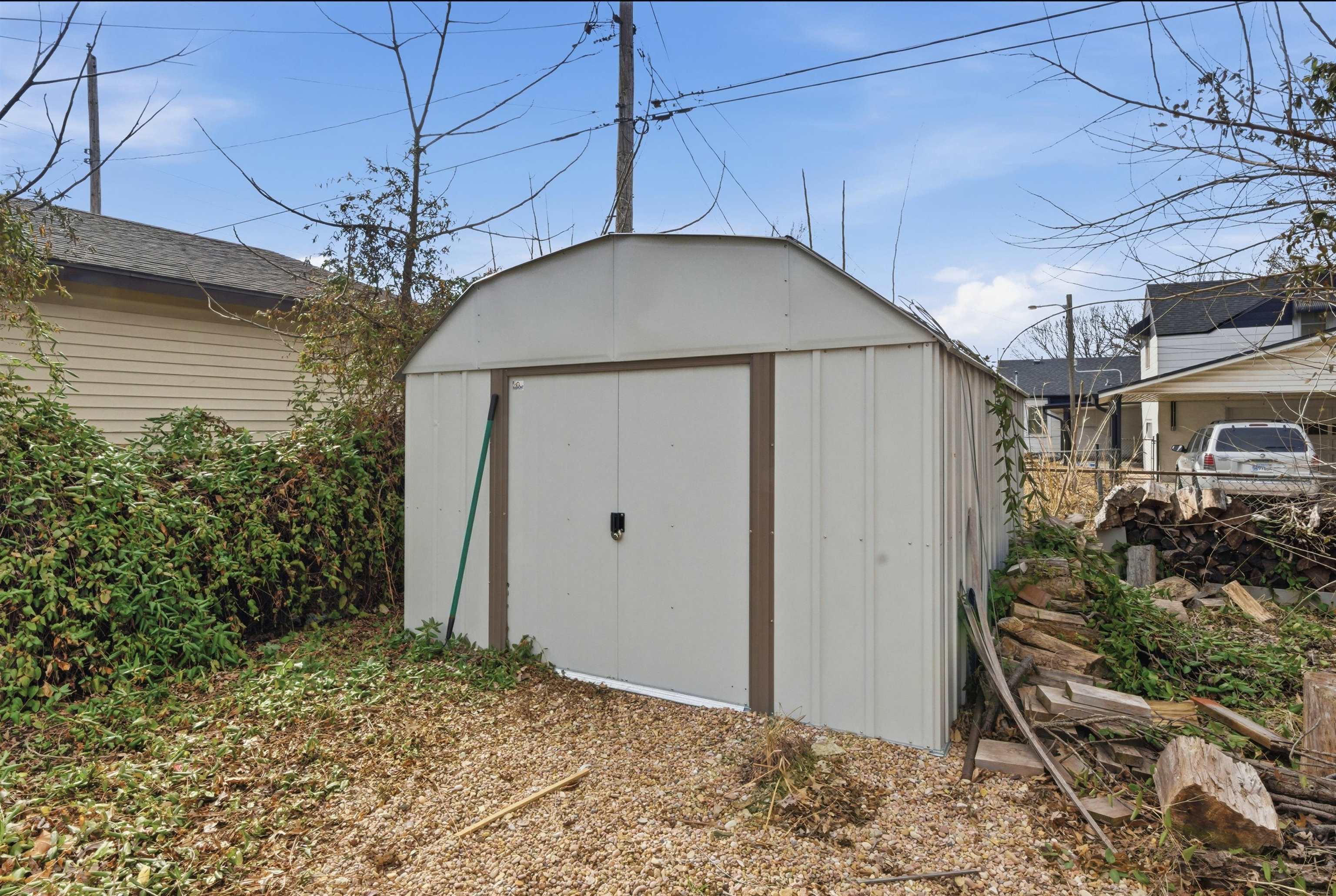 1751 S Volutsia Avenue Wichita KS 67211