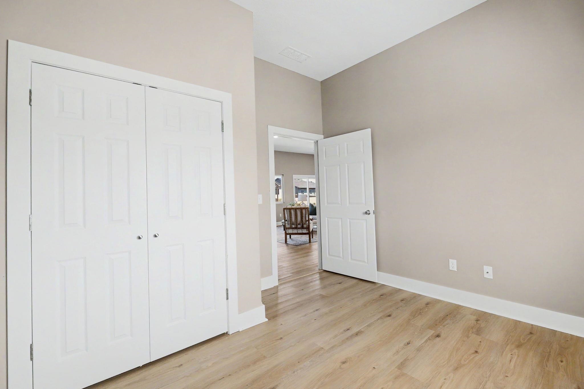 724 N Redbud Avenue Valley Center KS 67147
