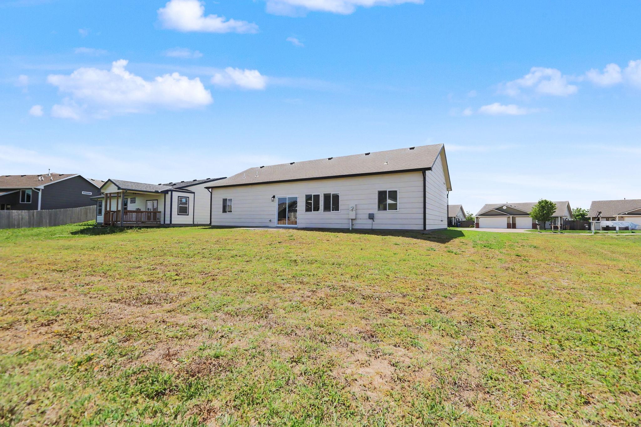 724 N Redbud Avenue Valley Center KS 67147