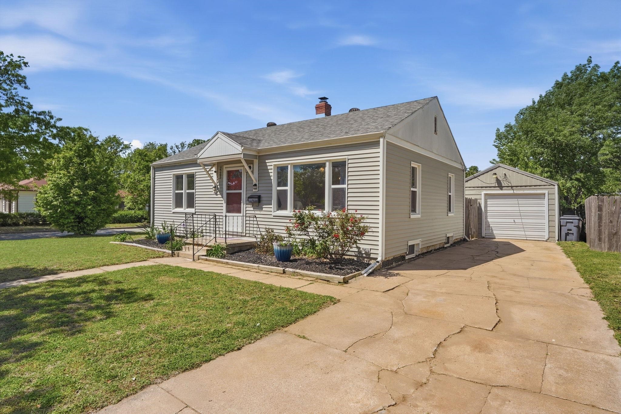 2265 S Pattie Wichita KS 67211