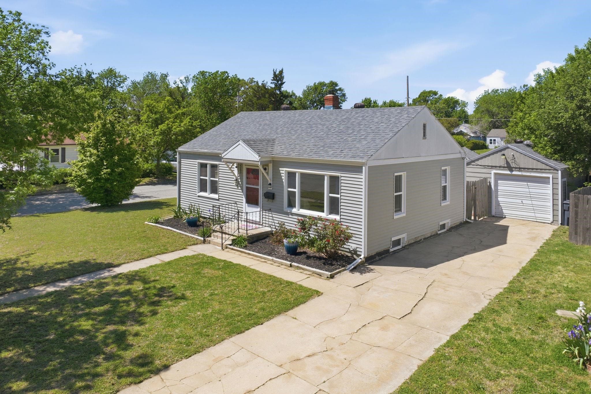 2265 S Pattie Wichita KS 67211