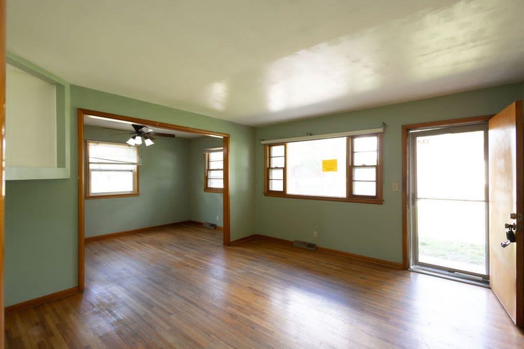 3229 N Salina Avenue Wichita KS 67204