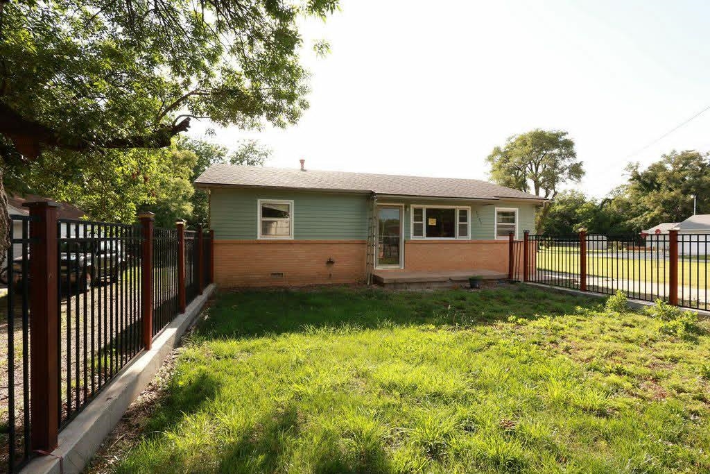 3229 N Salina Avenue Wichita KS 67204