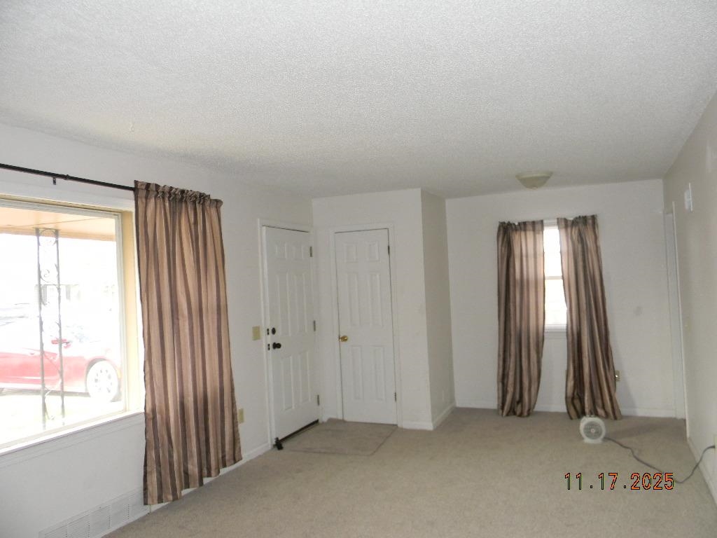 214 Stearns Avenue Haysville KS 67060