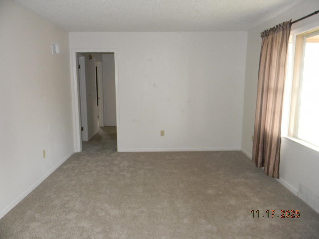 214 Stearns Avenue Haysville KS 67060