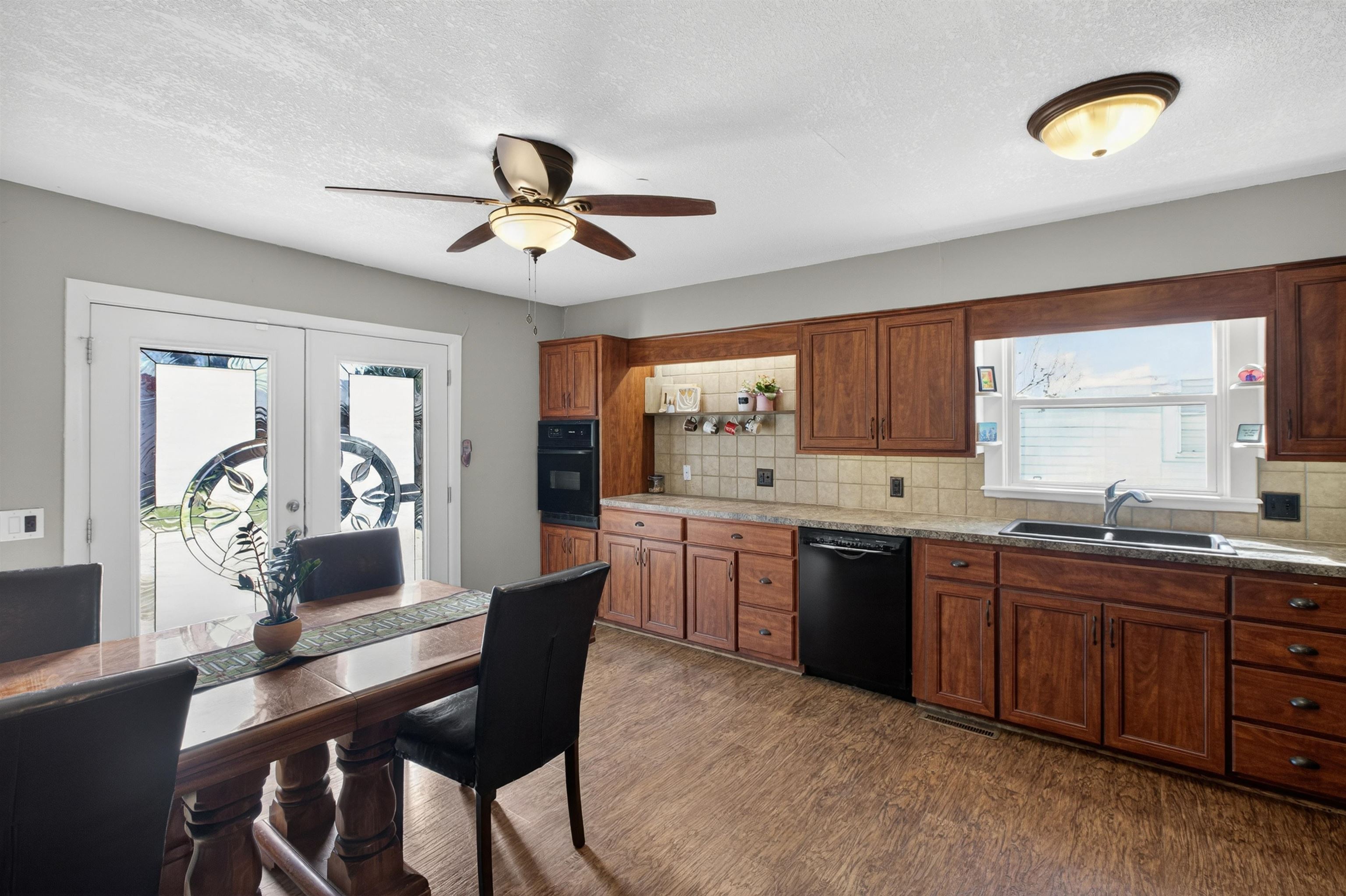 3921 W Westlawn Street Wichita KS 67203