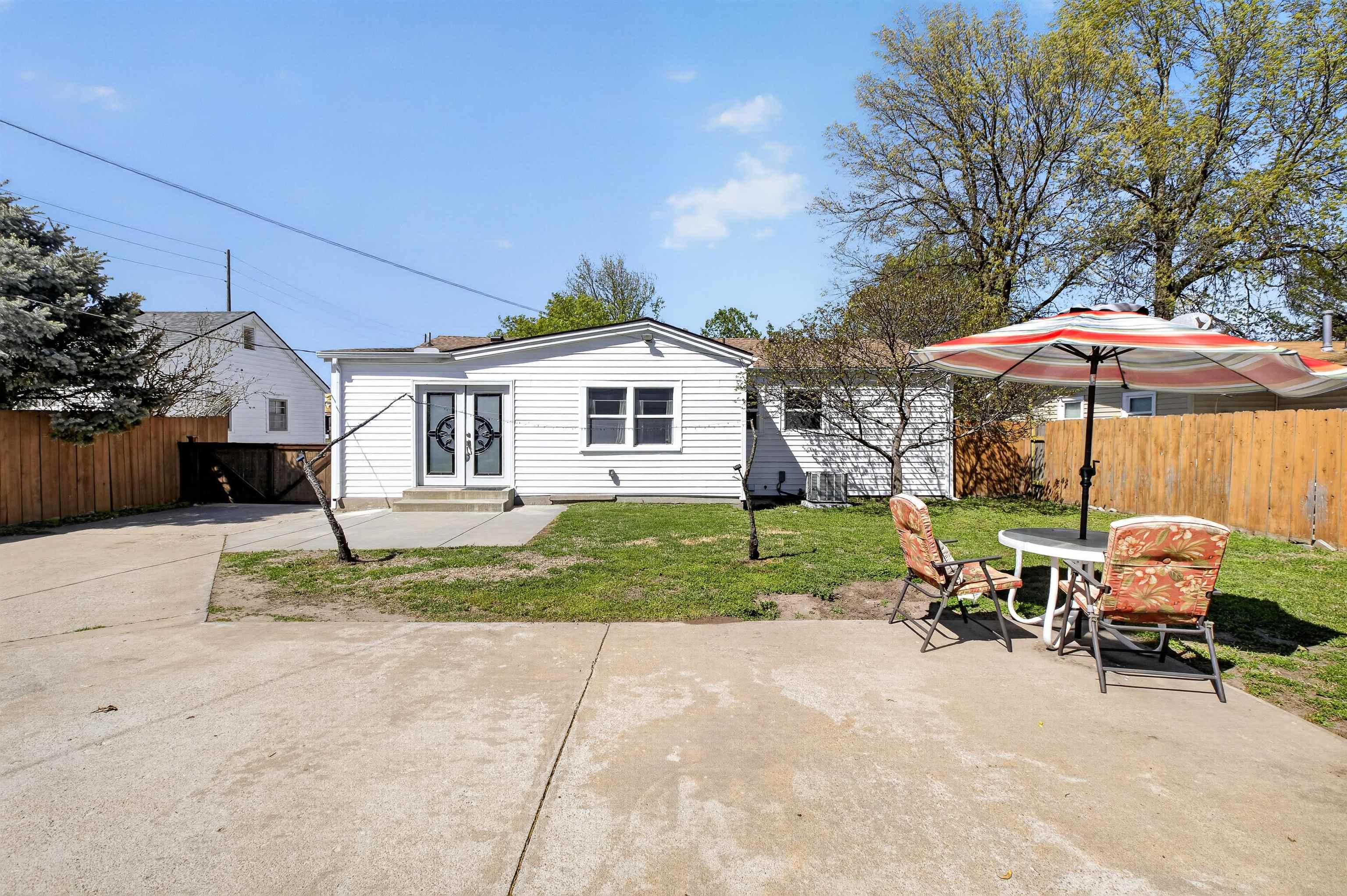 3921 W Westlawn Street Wichita KS 67203