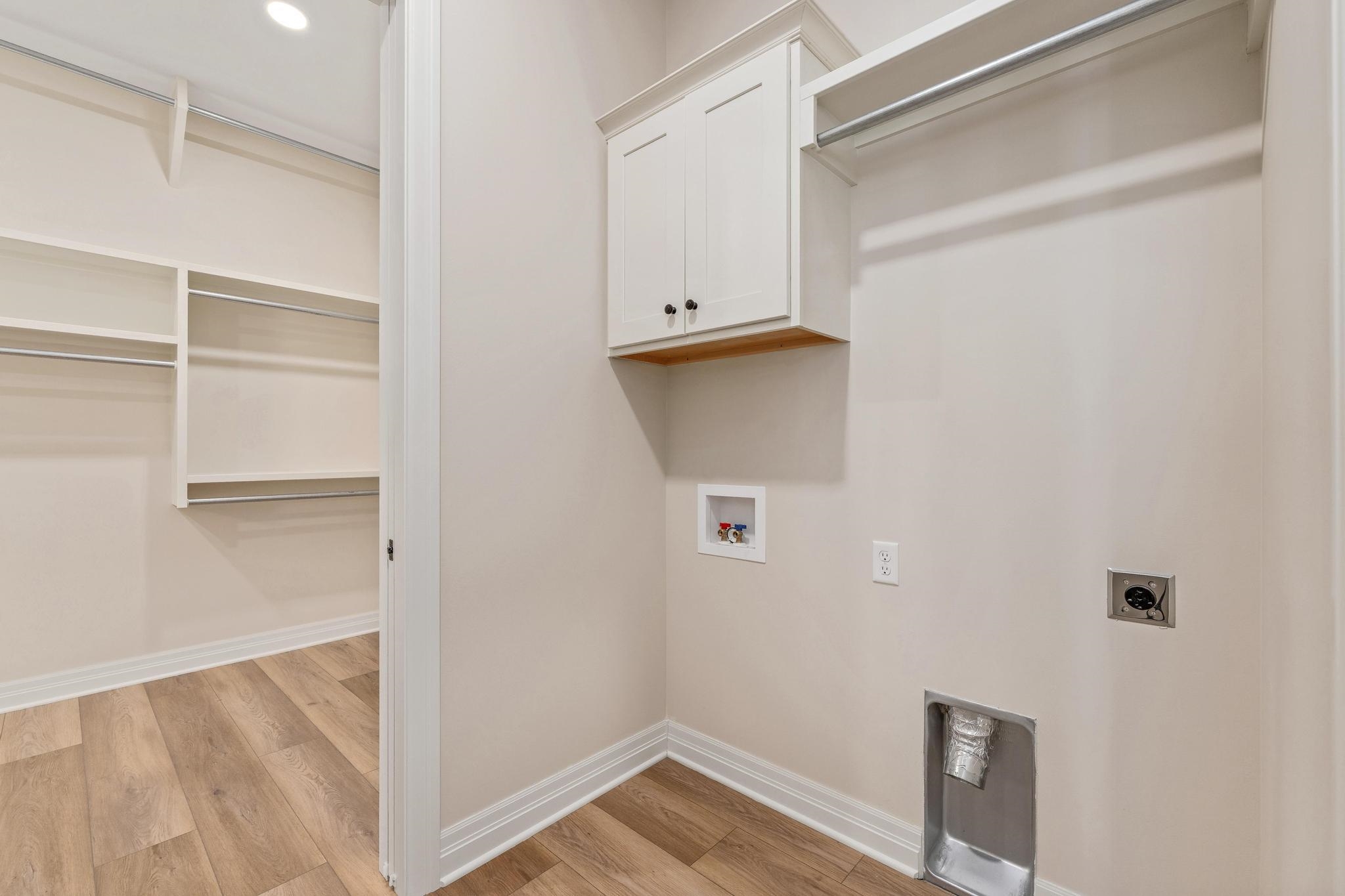 369 N Jackson Heights Court Wichita KS 67206
