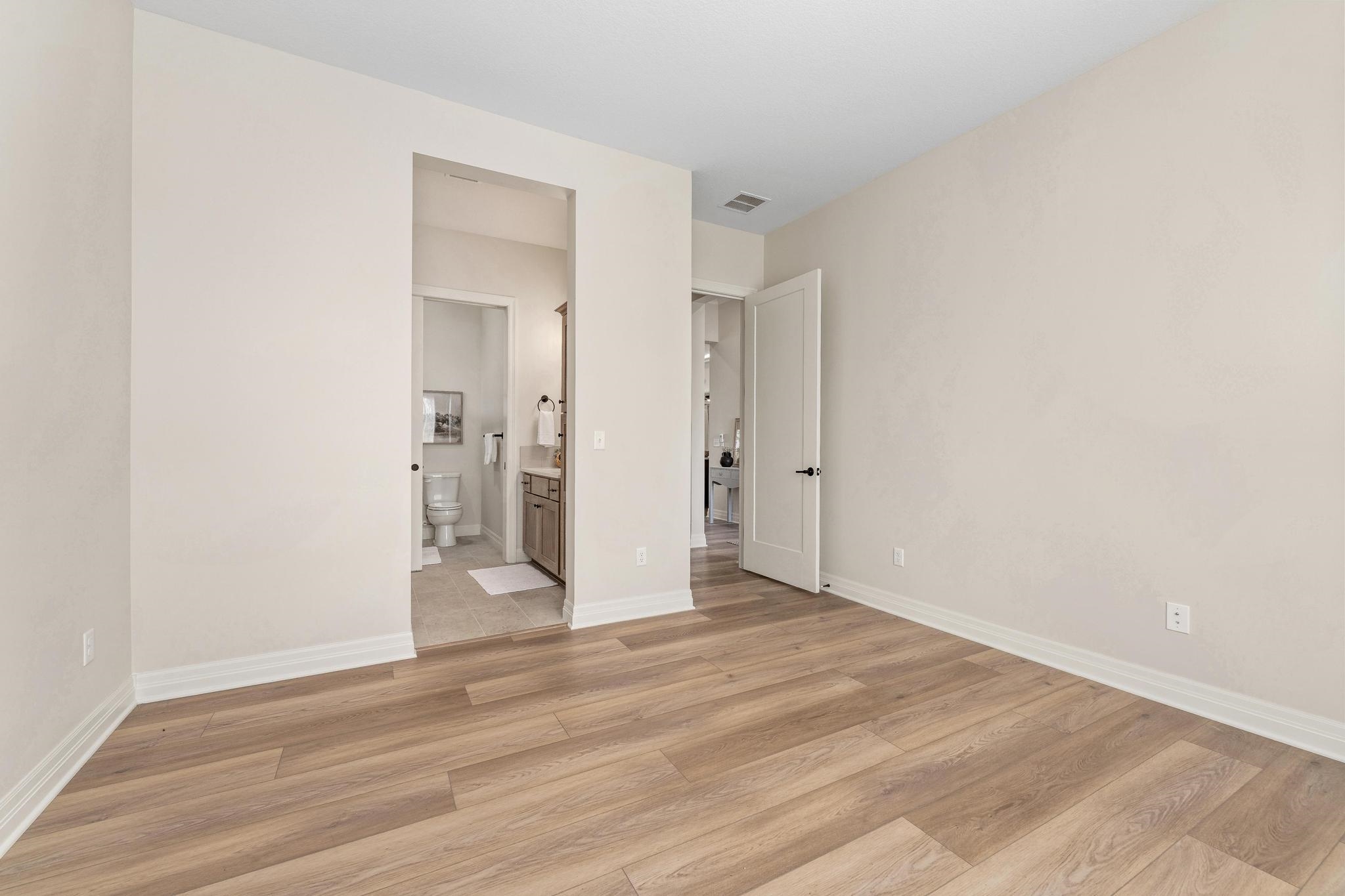 369 N Jackson Heights Court Wichita KS 67206