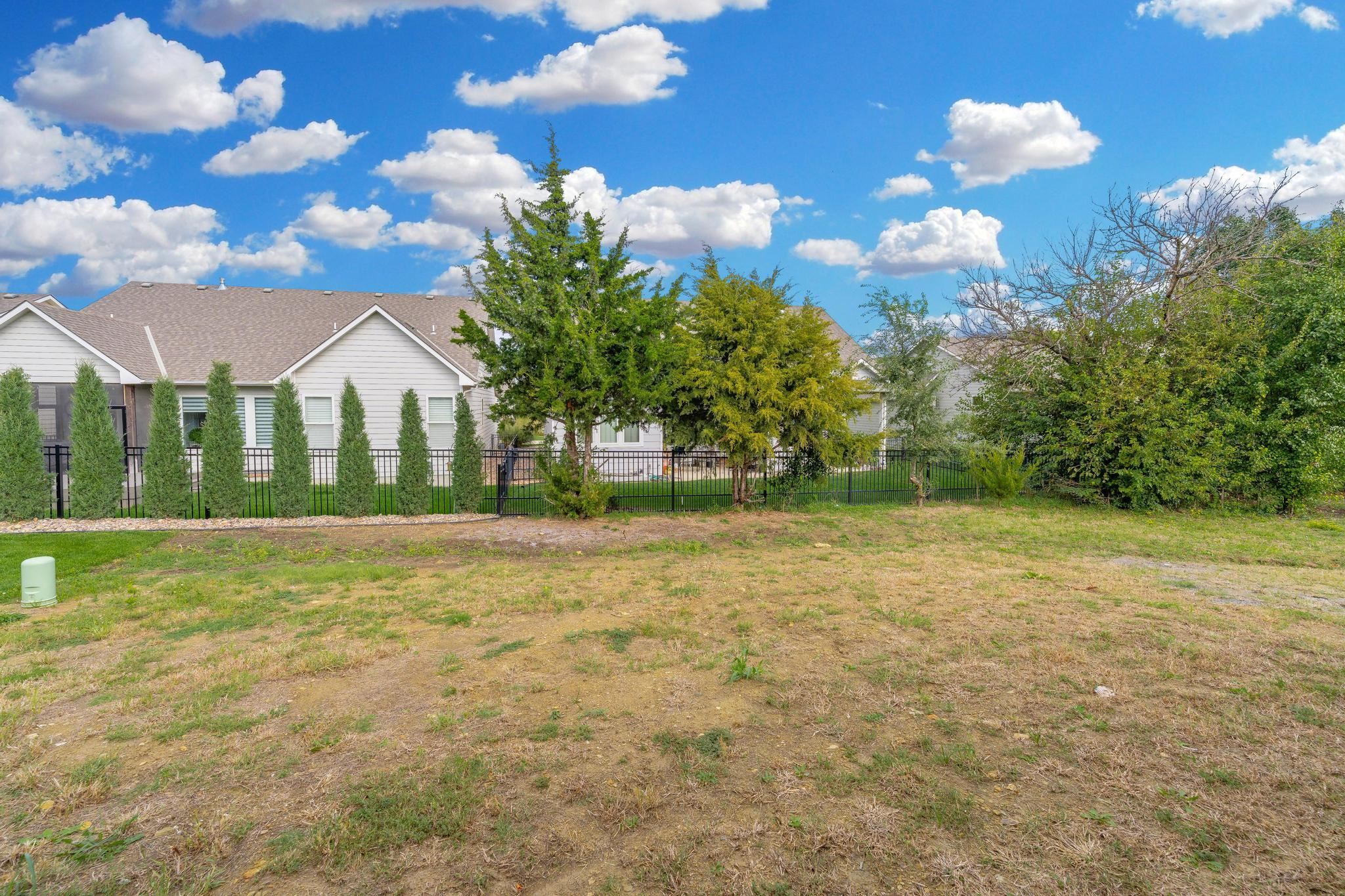369 N Jackson Heights Court Wichita KS 67206