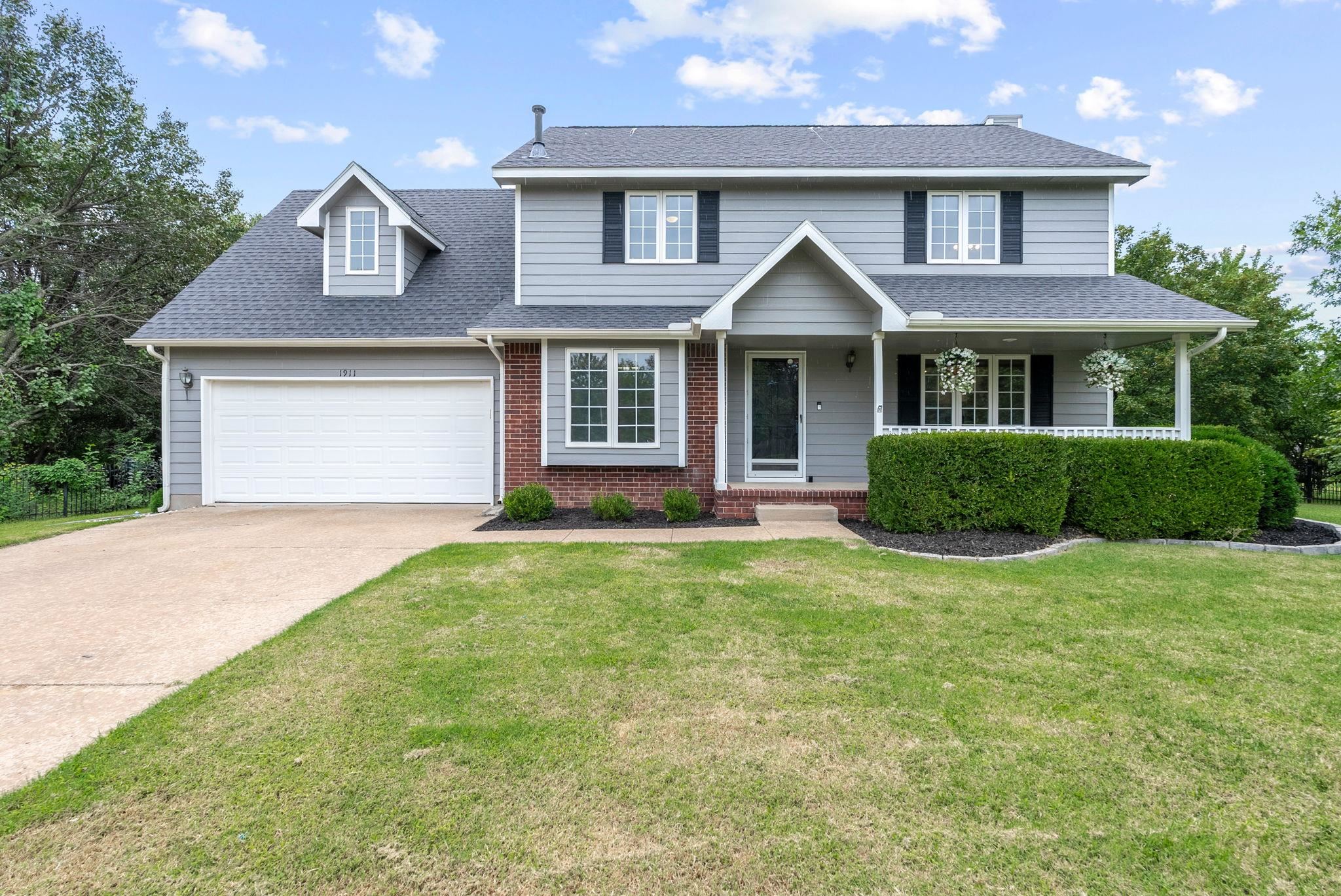 1911 N Pineview Drive Andover KS 67002