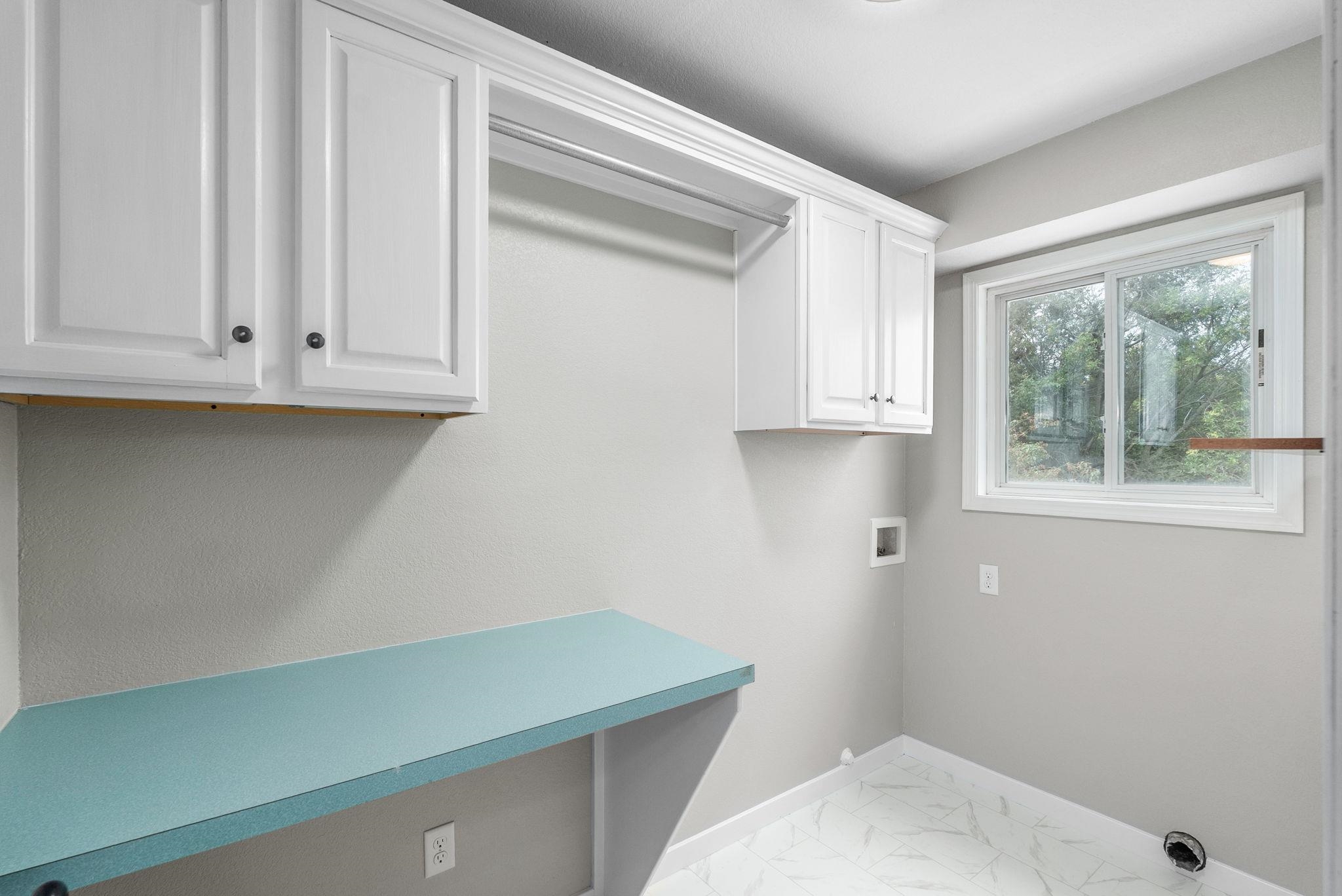 1911 N Pineview Drive Andover KS 67002