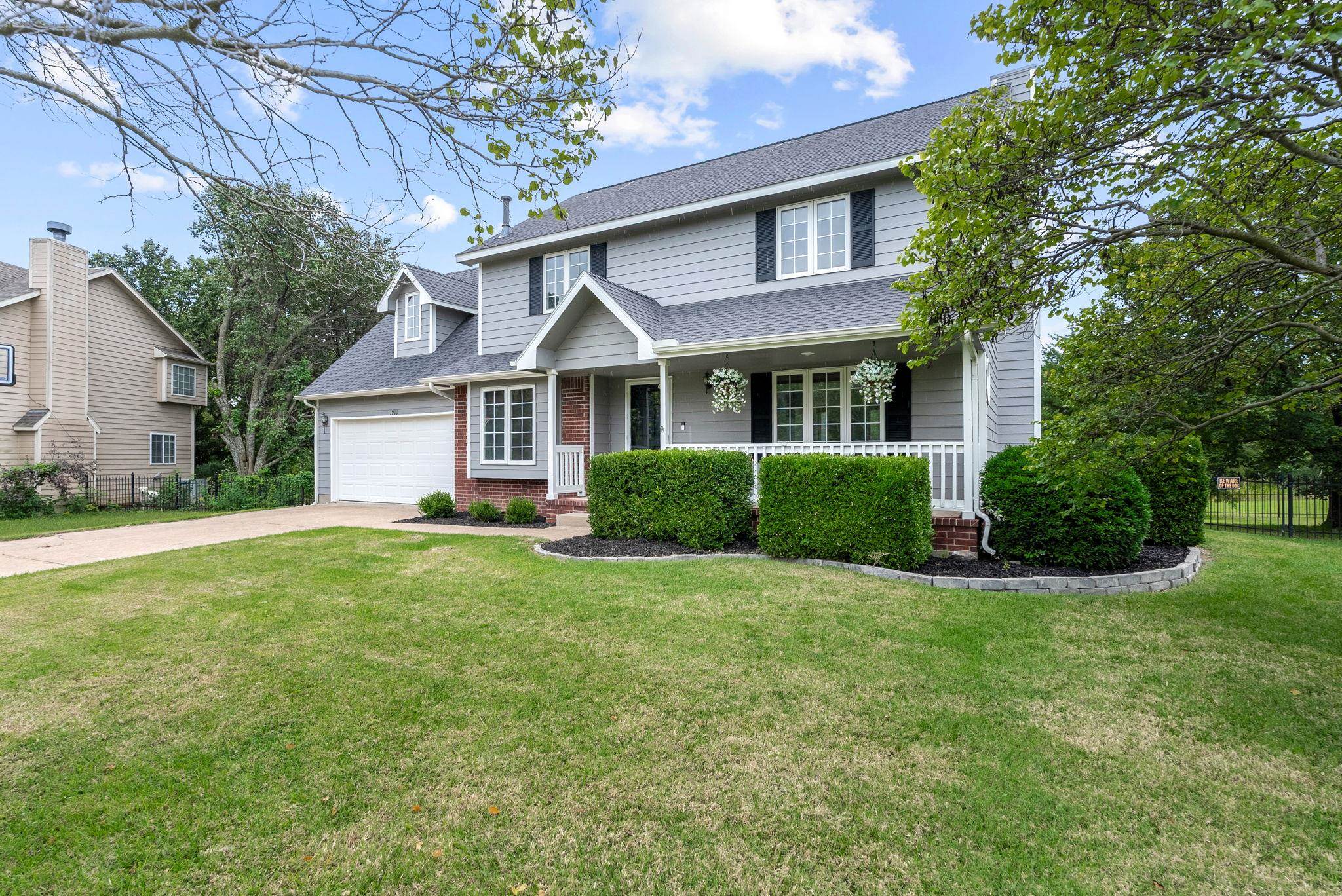 1911 N Pineview Drive Andover KS 67002