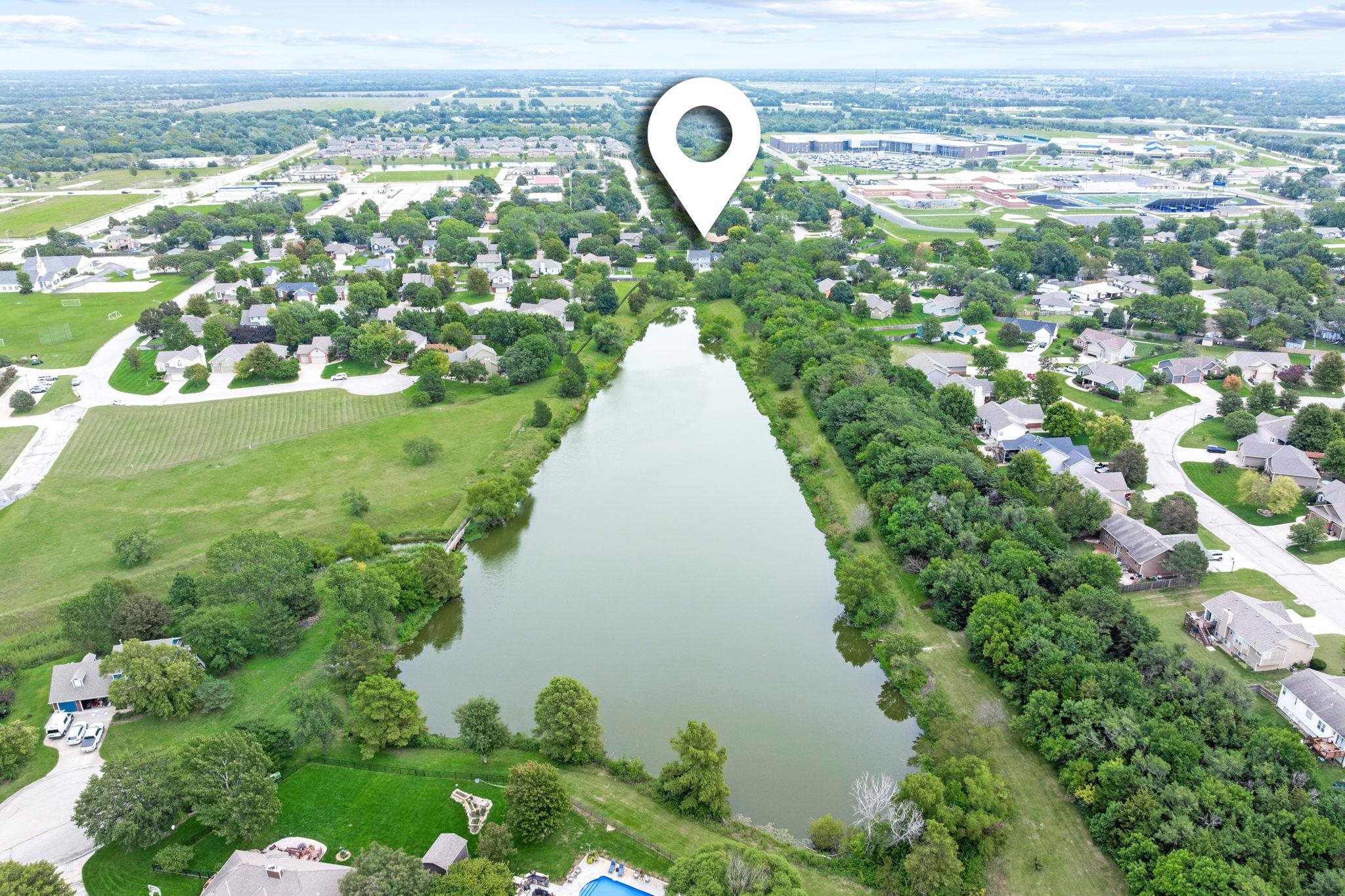 1911 N Pineview Drive Andover KS 67002