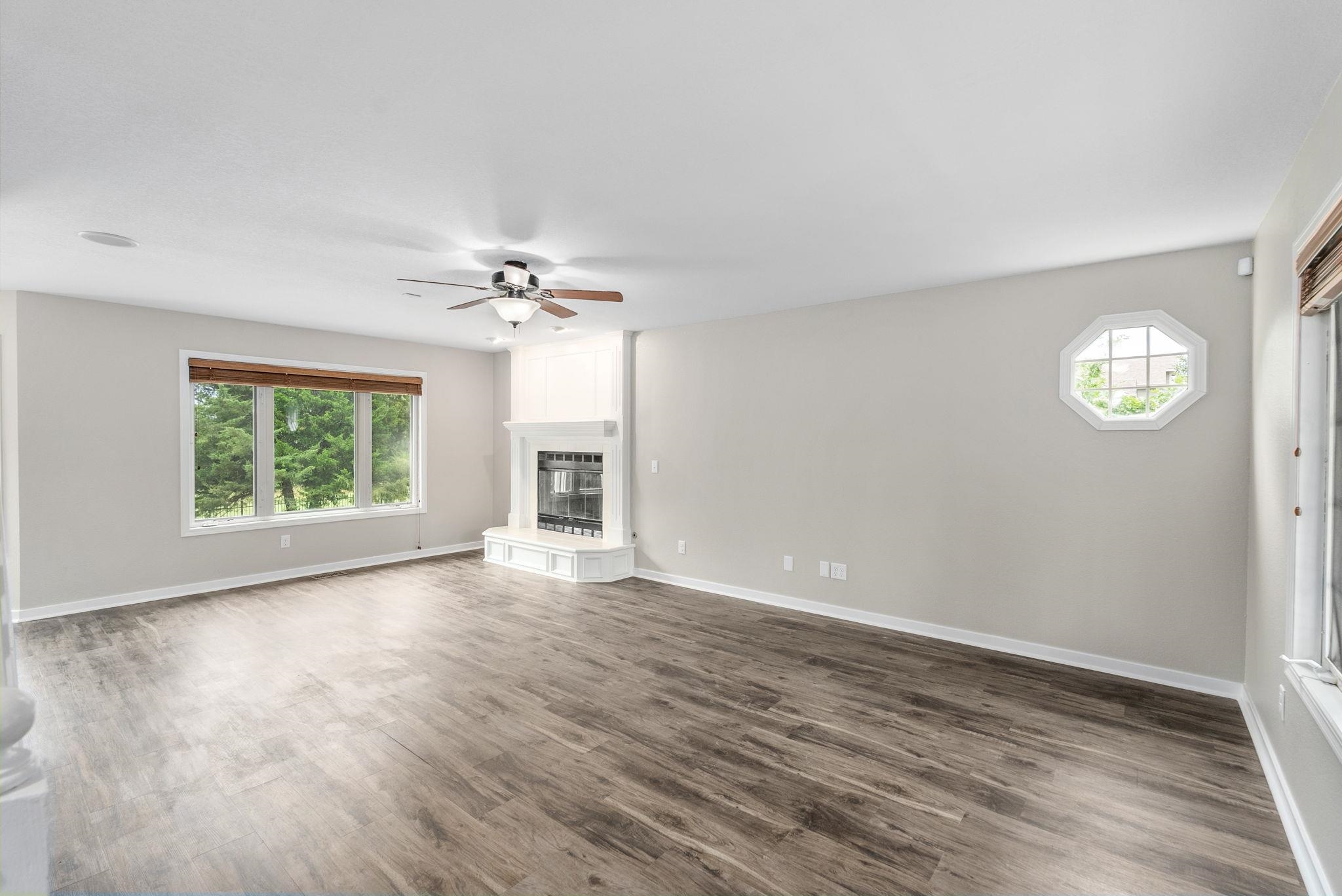 1911 N Pineview Drive Andover KS 67002