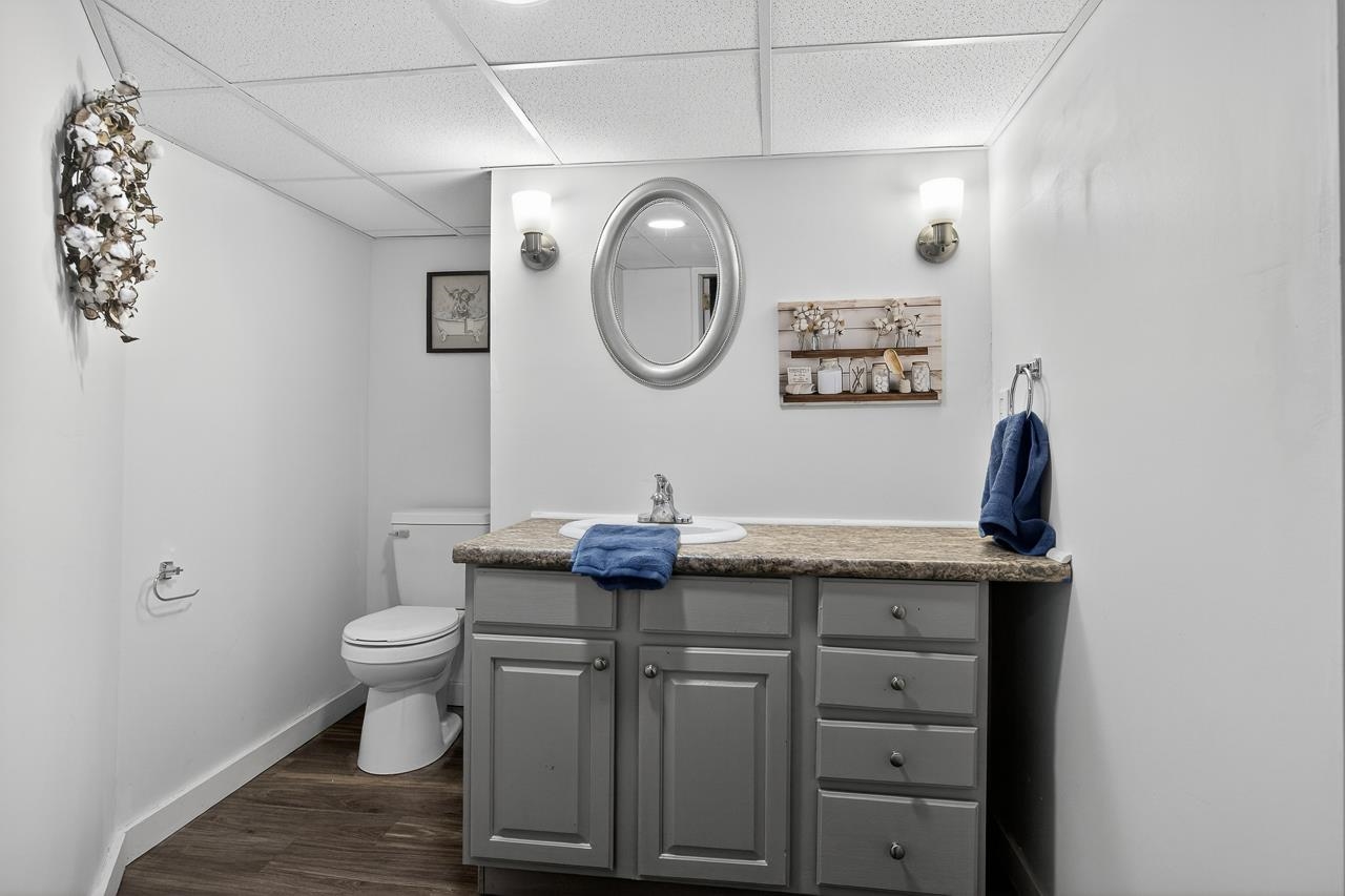 1155 N Oliver Road Belle Plaine KS 67013