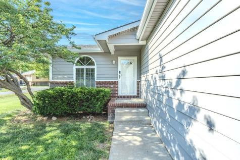 418 W Woodland Drive Derby KS 67037