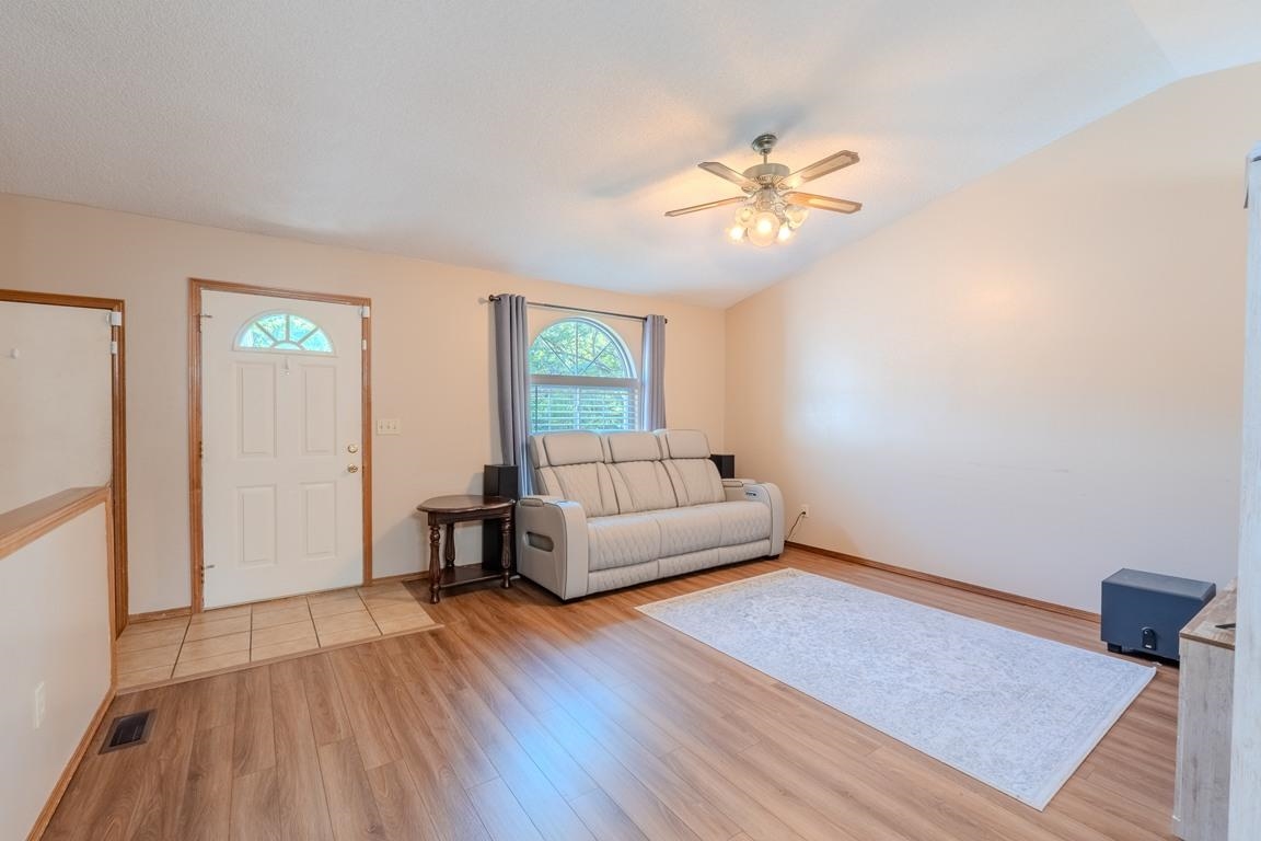 418 W Woodland Drive Derby KS 67037