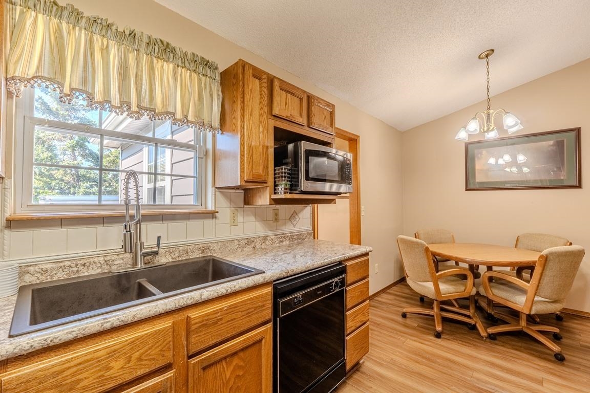 418 W Woodland Drive Derby KS 67037