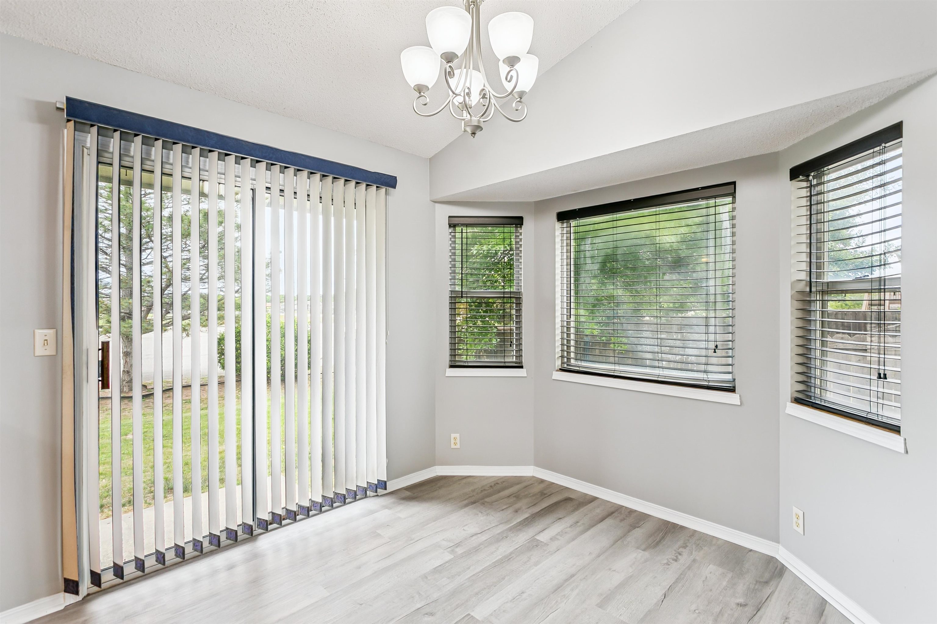 10414 W Haskell Street Wichita KS 67209