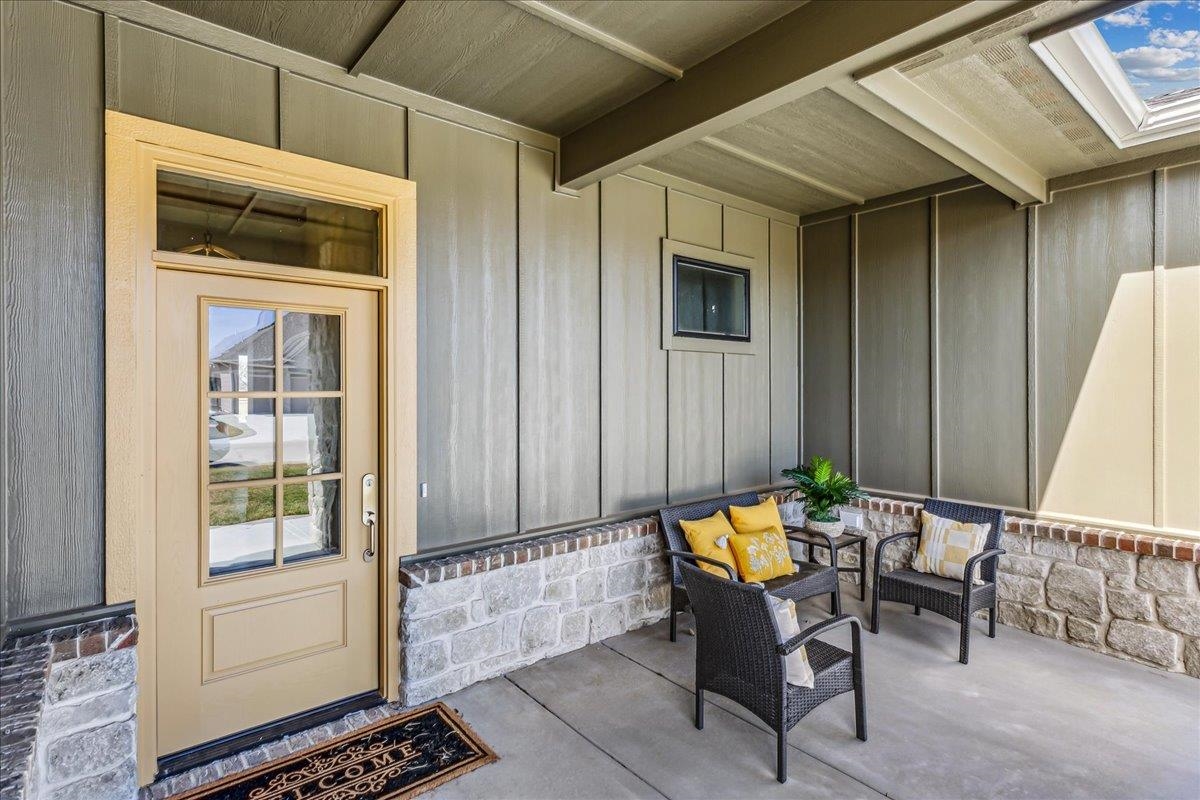 5918 E Forbes Court Bel Aire KS 67220