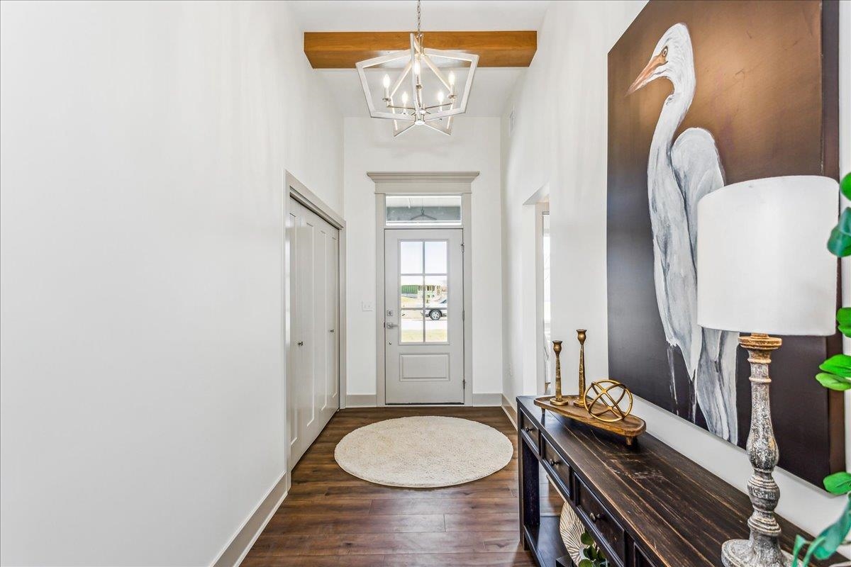 5918 E Forbes Court Bel Aire KS 67220