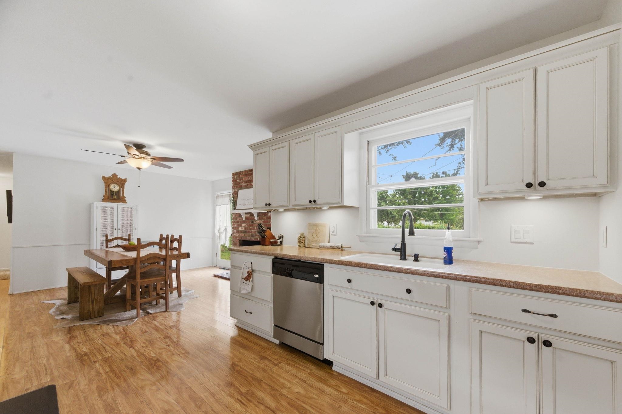 6521 E Farmview Wichita KS 67206