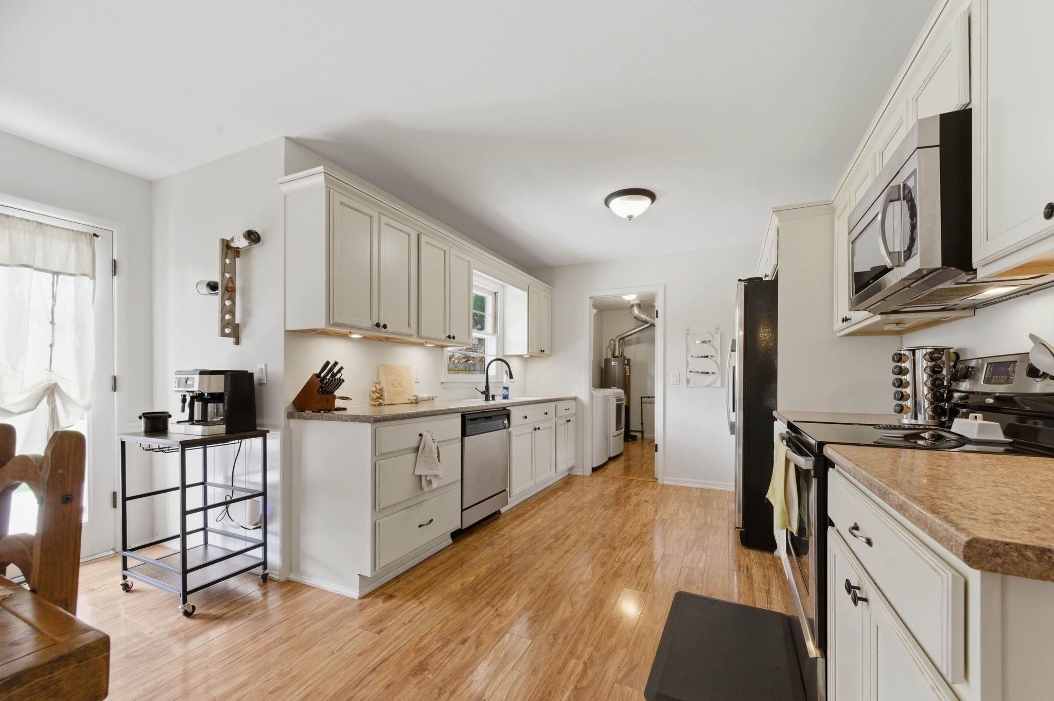6521 E Farmview Wichita KS 67206