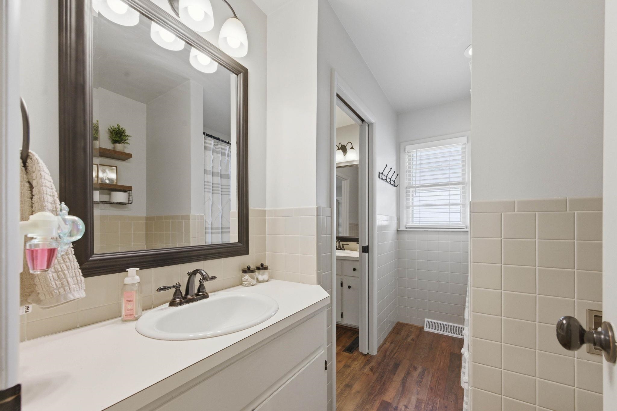 6521 E Farmview Wichita KS 67206